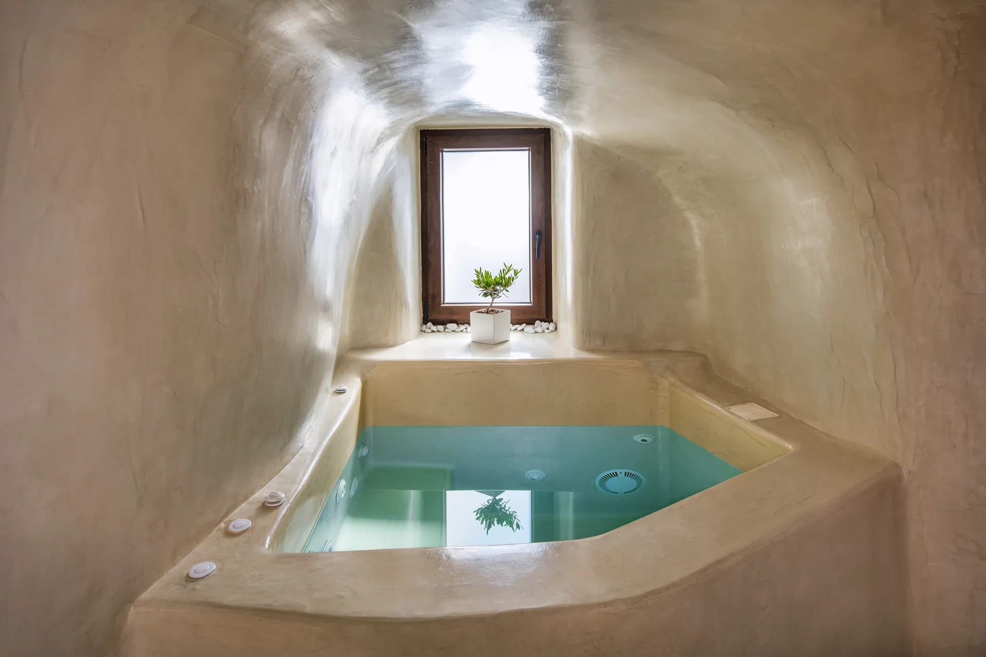 3bedroom Villa with Outdoor & Indoor hot tubs