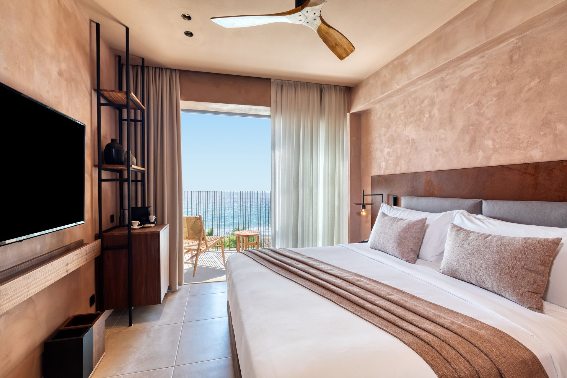 Sapphire Junior Suite