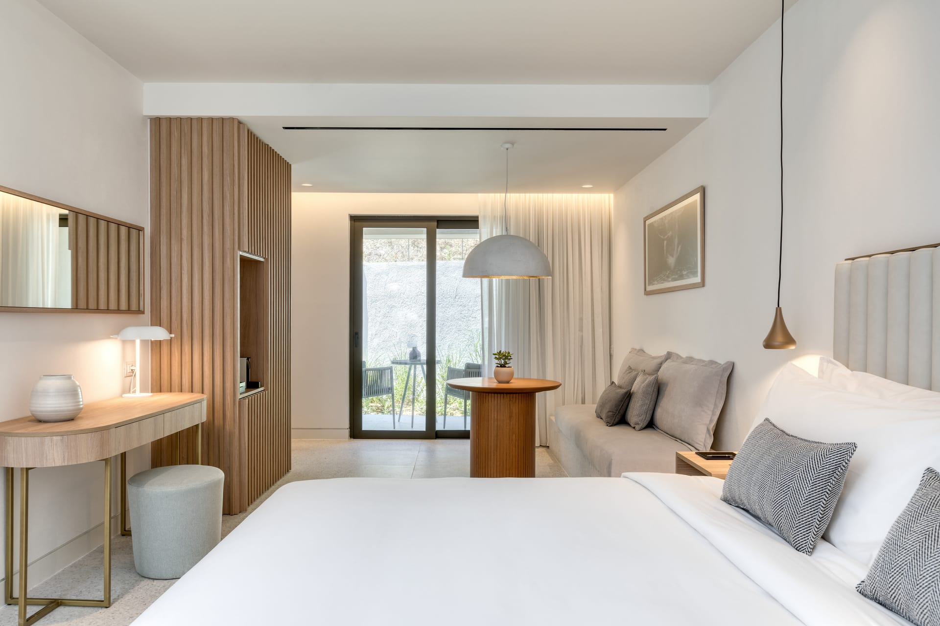Jade Suite with Outdoor Jacuzzi