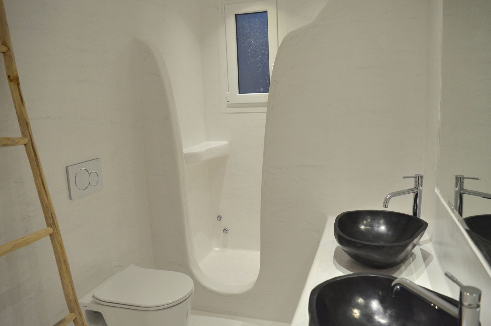 Two Bedroom Grand Suite (2-6 Adults)