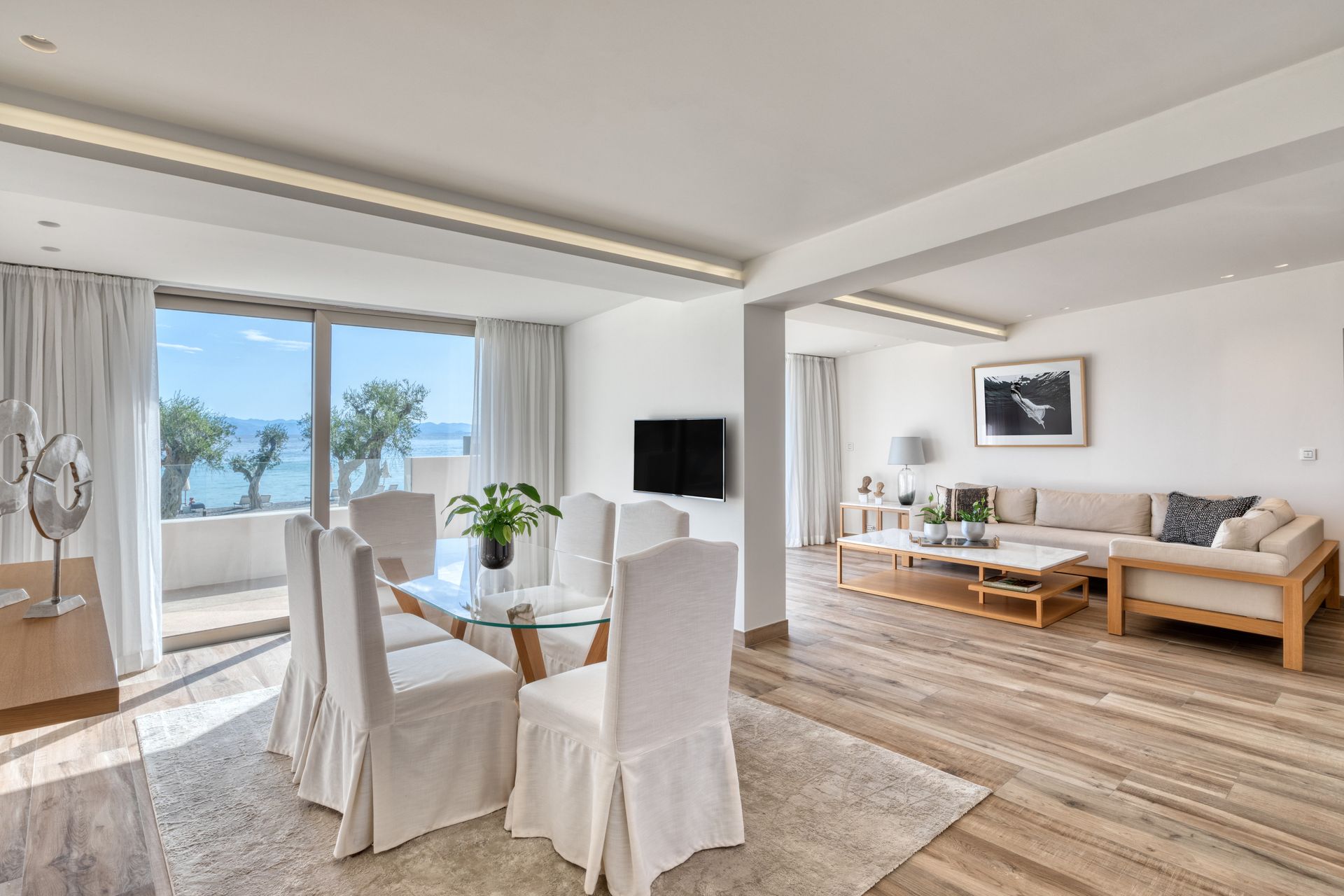 Emerald Residence 1 Bdr Sea View