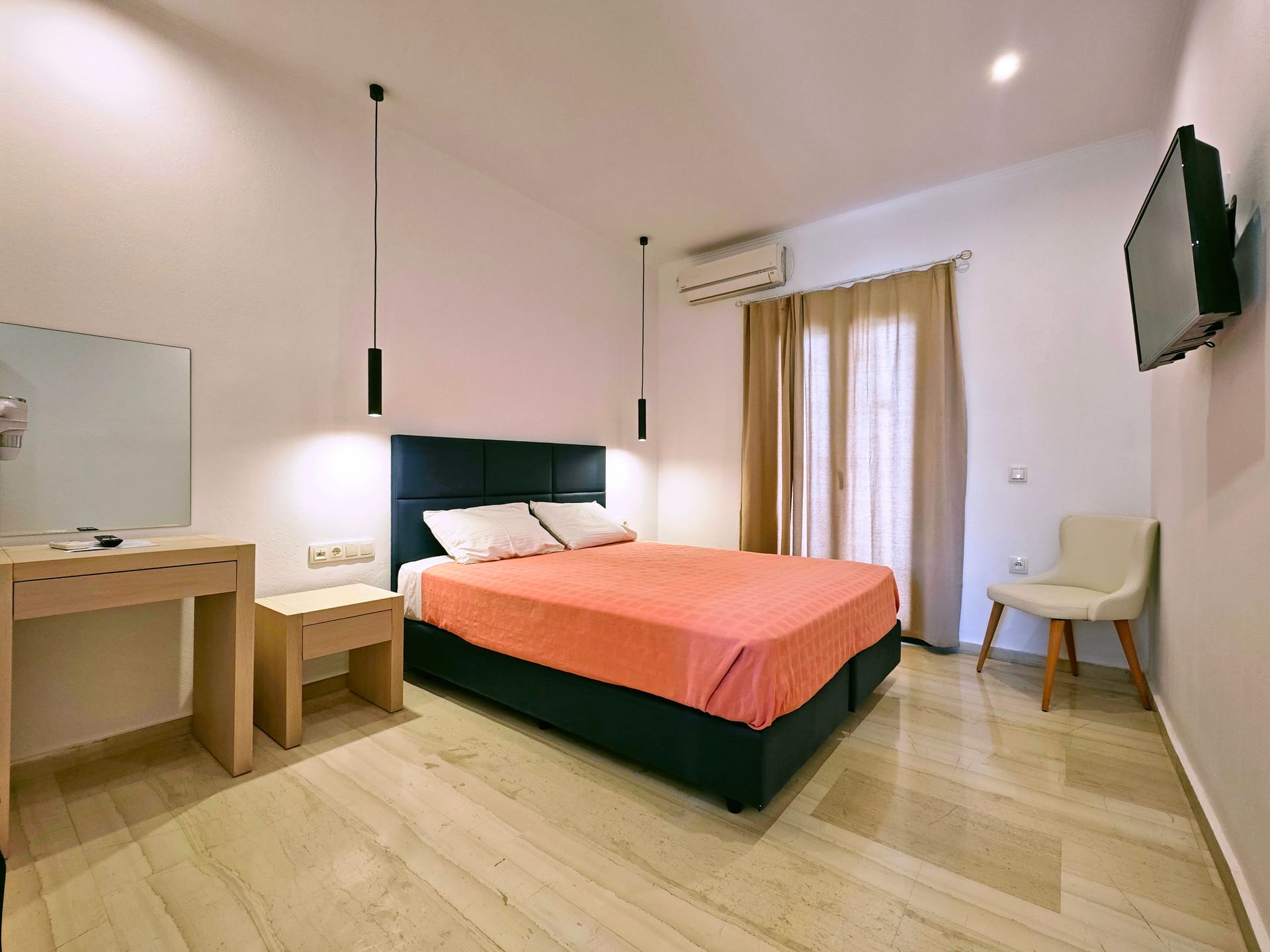 Swim Up Room Double Bed