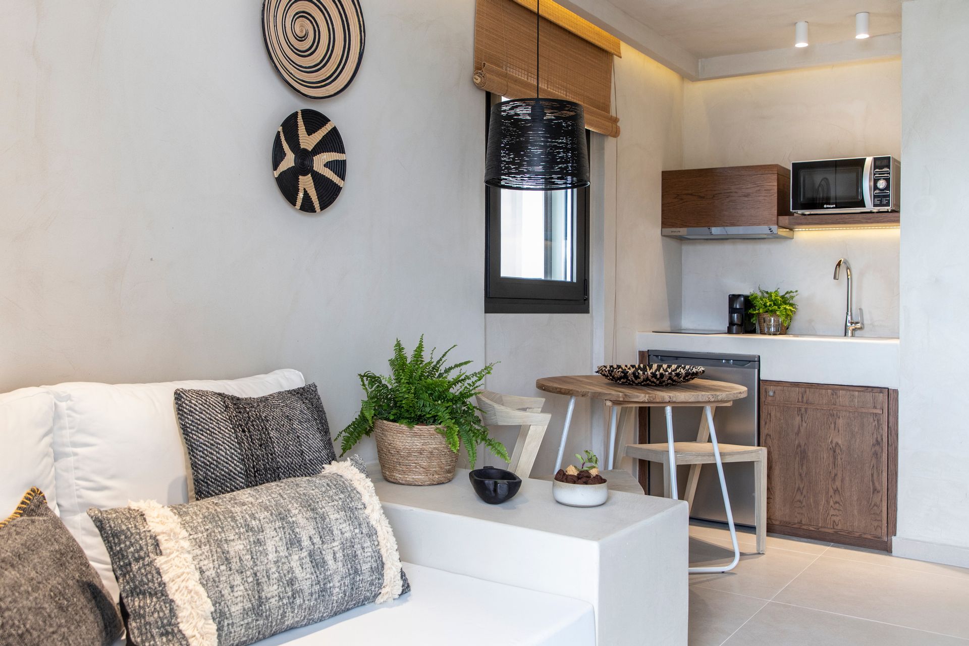 Wave Suite Indoor Hydromassage tub Sea view