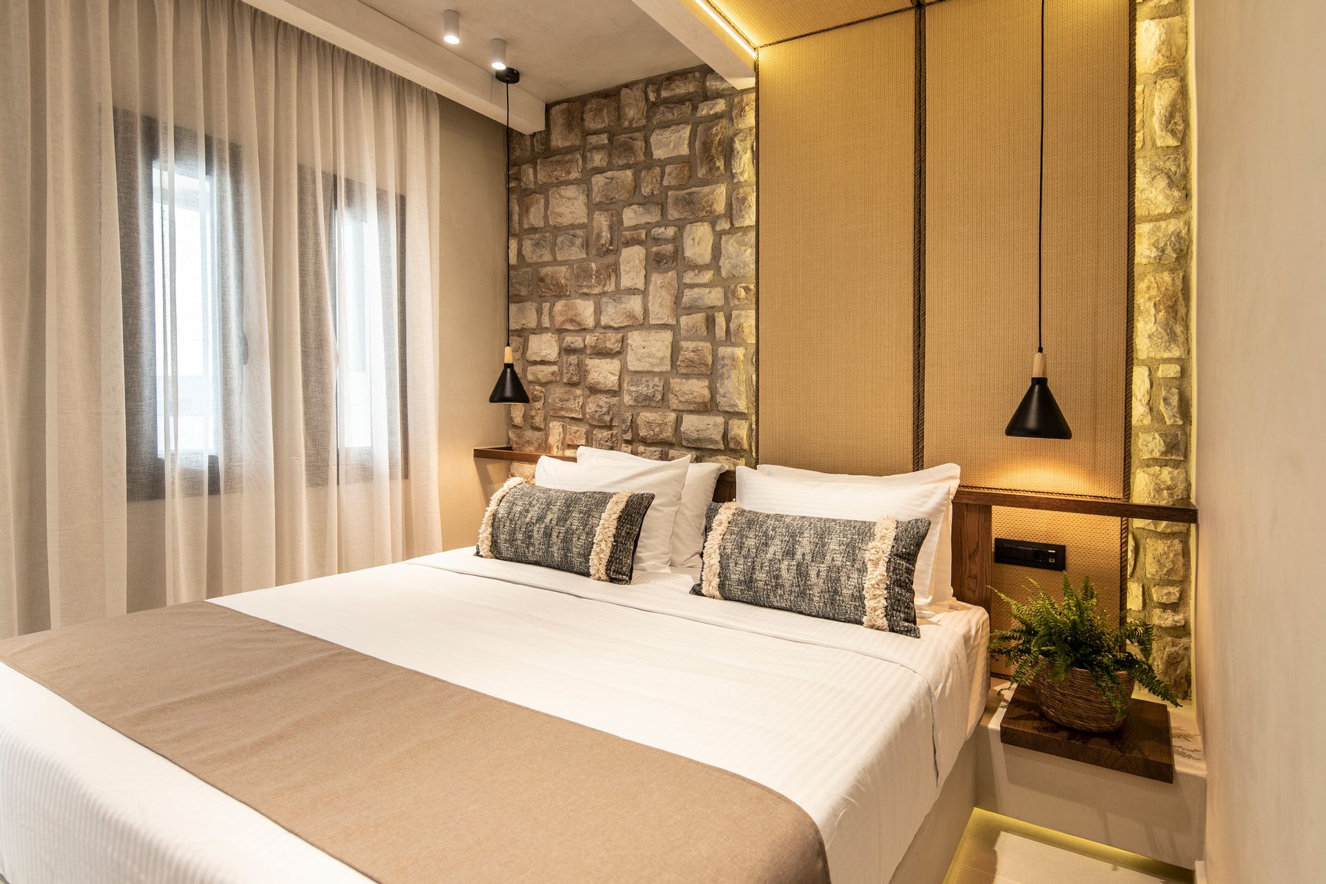 Wave Suite Indoor Hydromassage tub Sea view