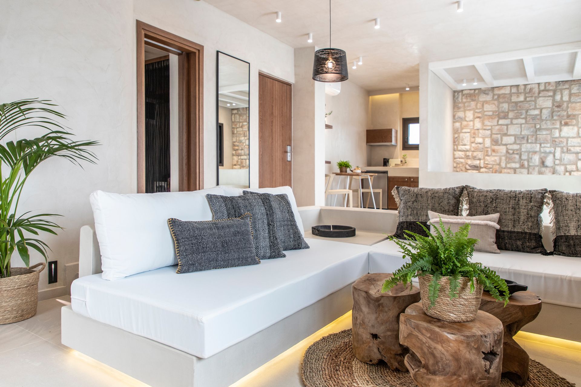 The Sand Suite with Panoramic Sea view &amp; Indoor Hydromassage tub