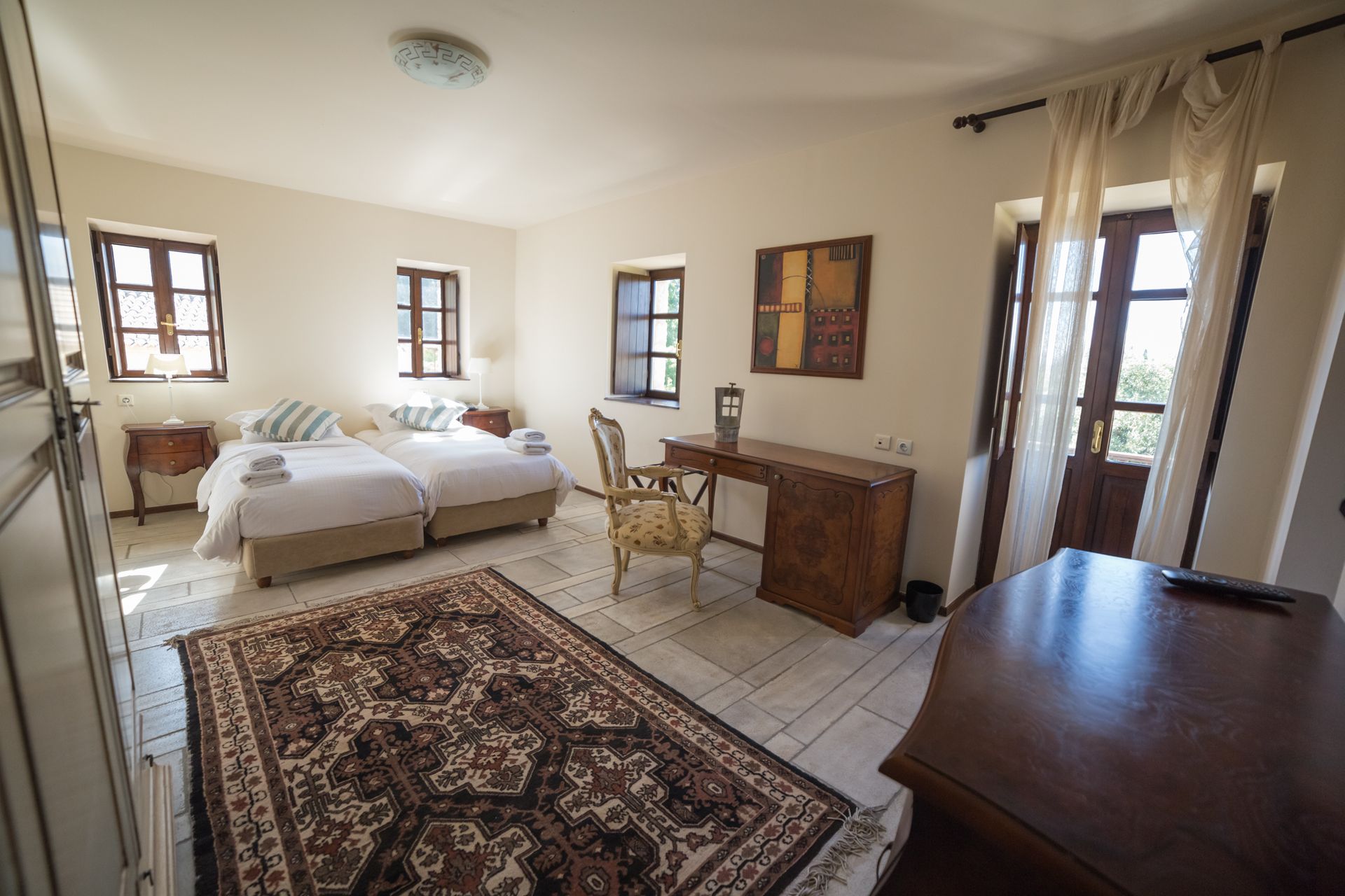 Deluxe Suite