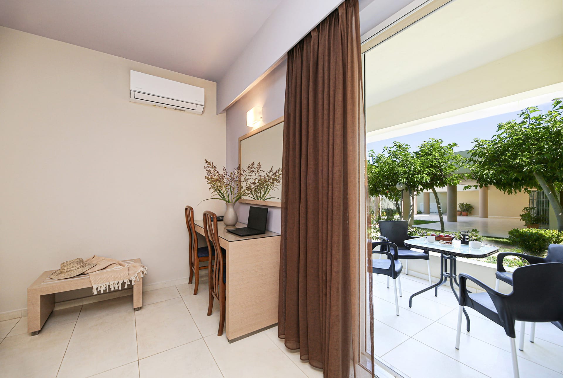 Deluxe Suite Garden View