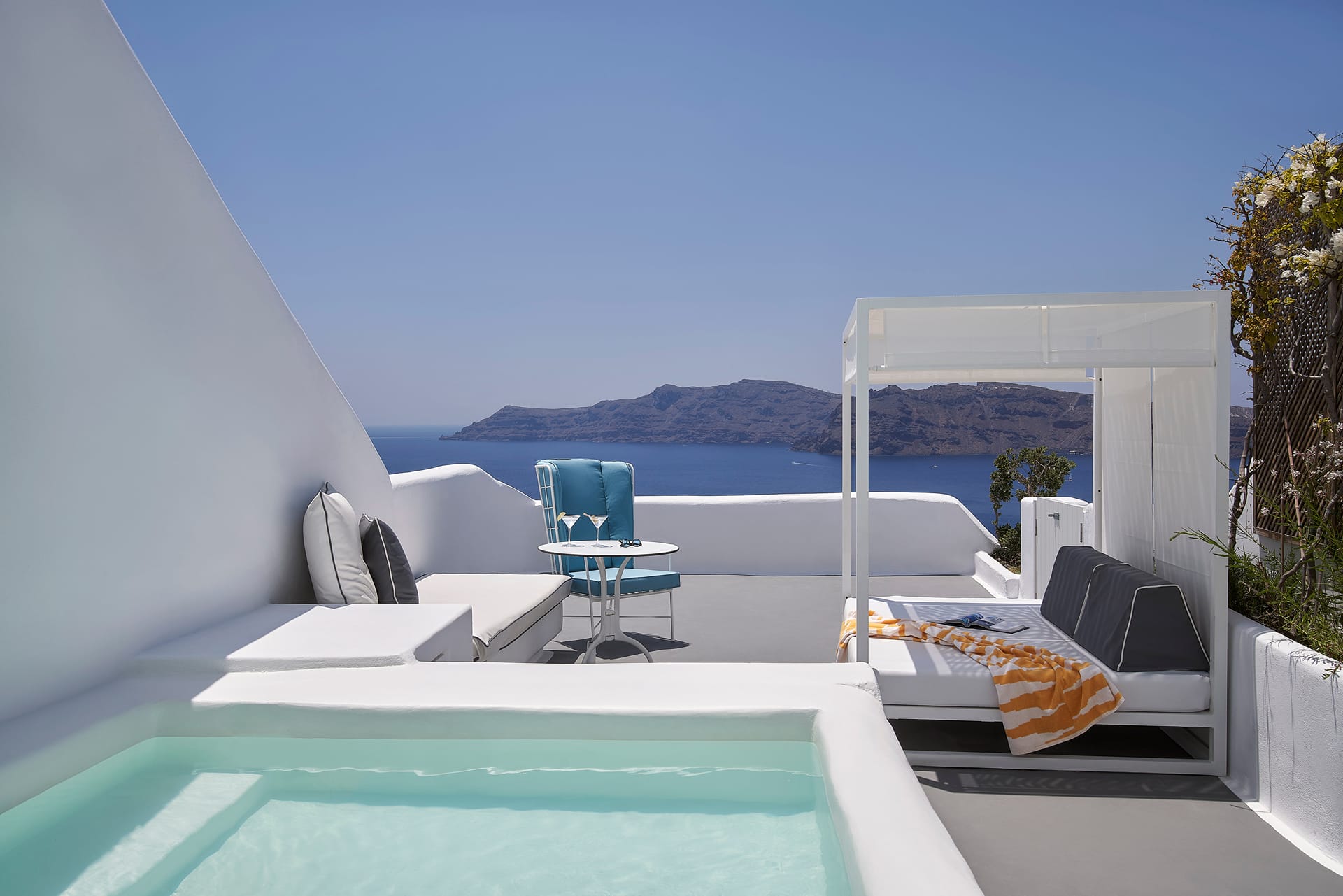 The Open Courtyard Suite - Gea House