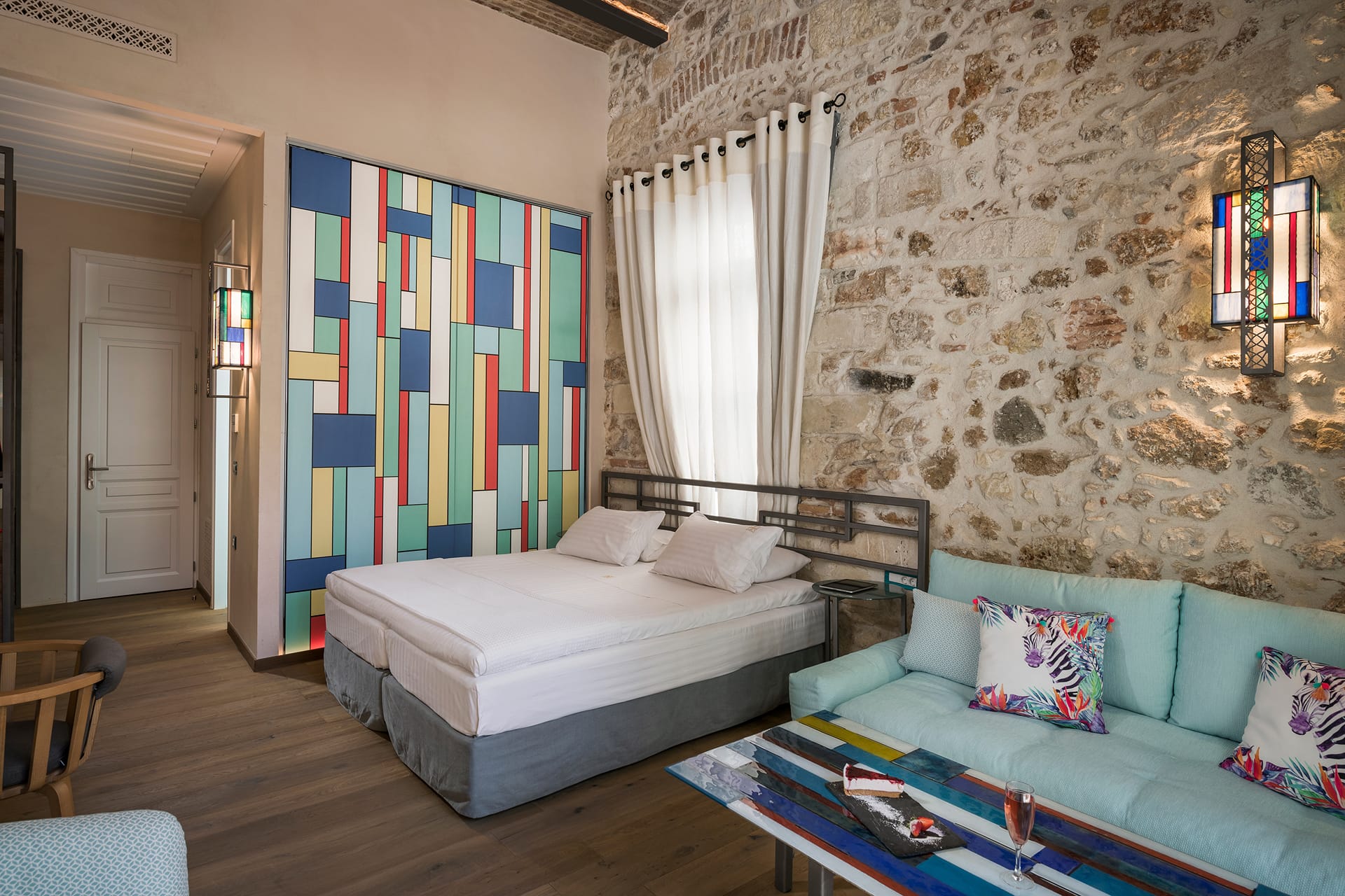 Junior Suite Old Town View [Elements]