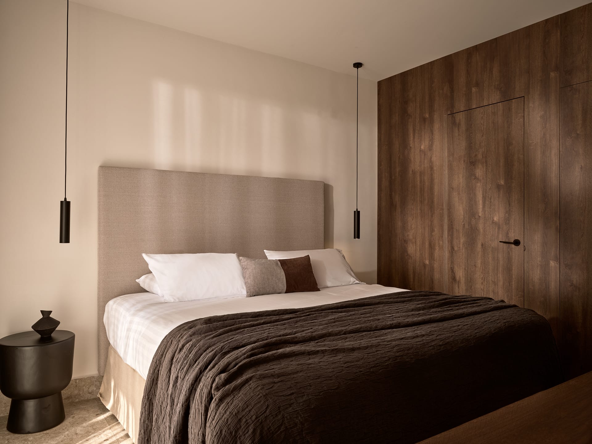 One Bedroom Suite with Chill Out Pool
