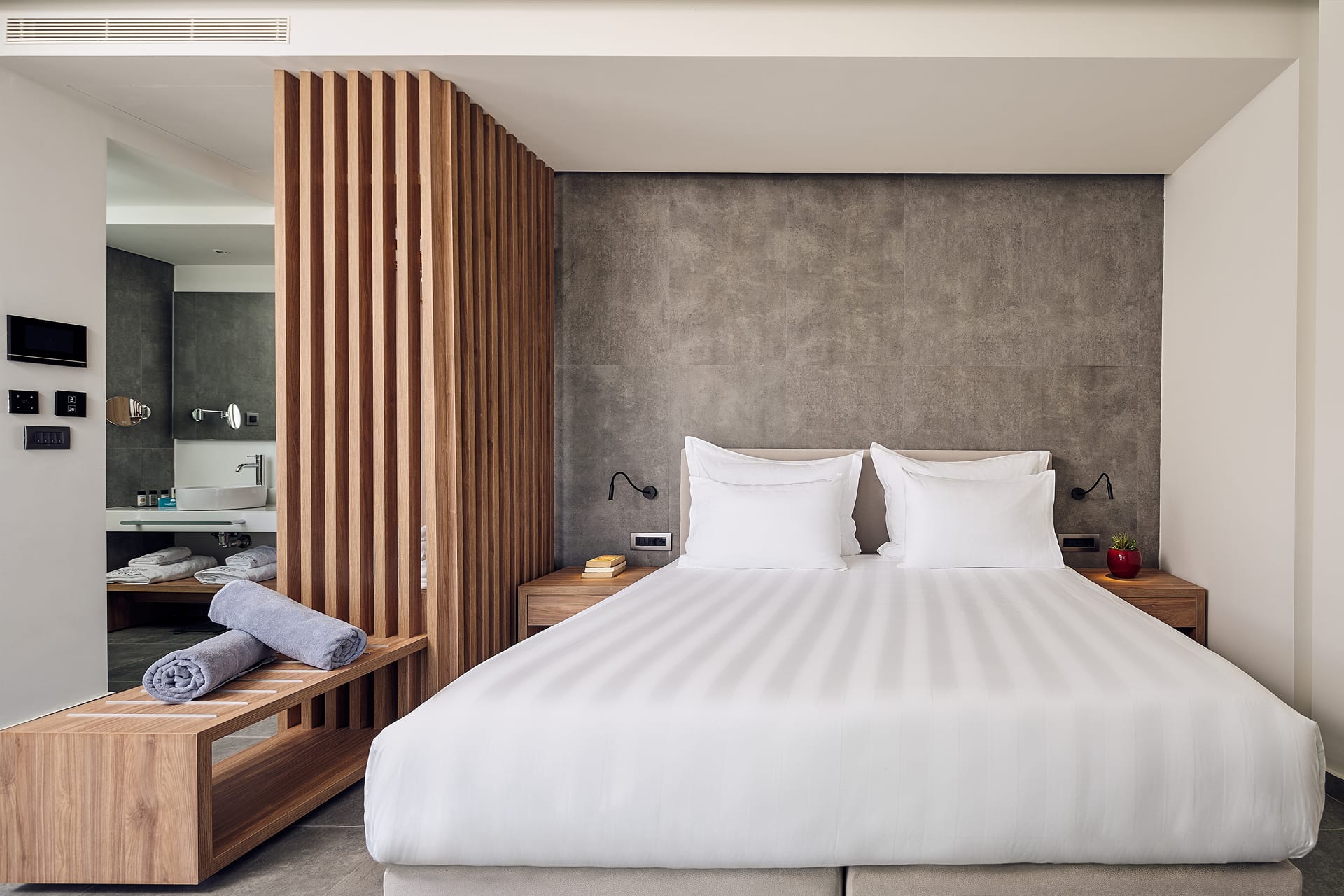 Deluxe Double Room Side Sea View