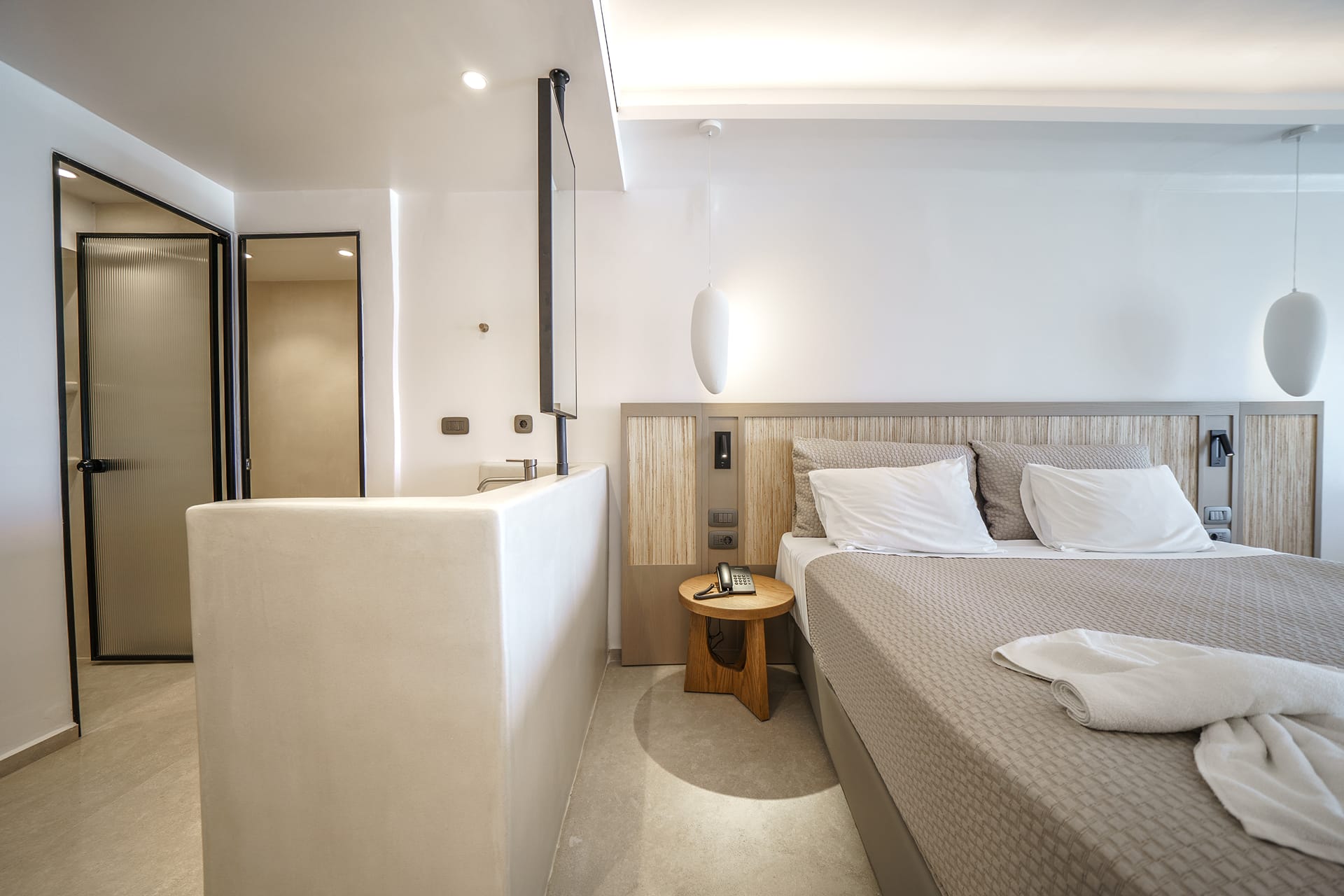 Aegean Junior Suite with Terrace &amp; Sea View