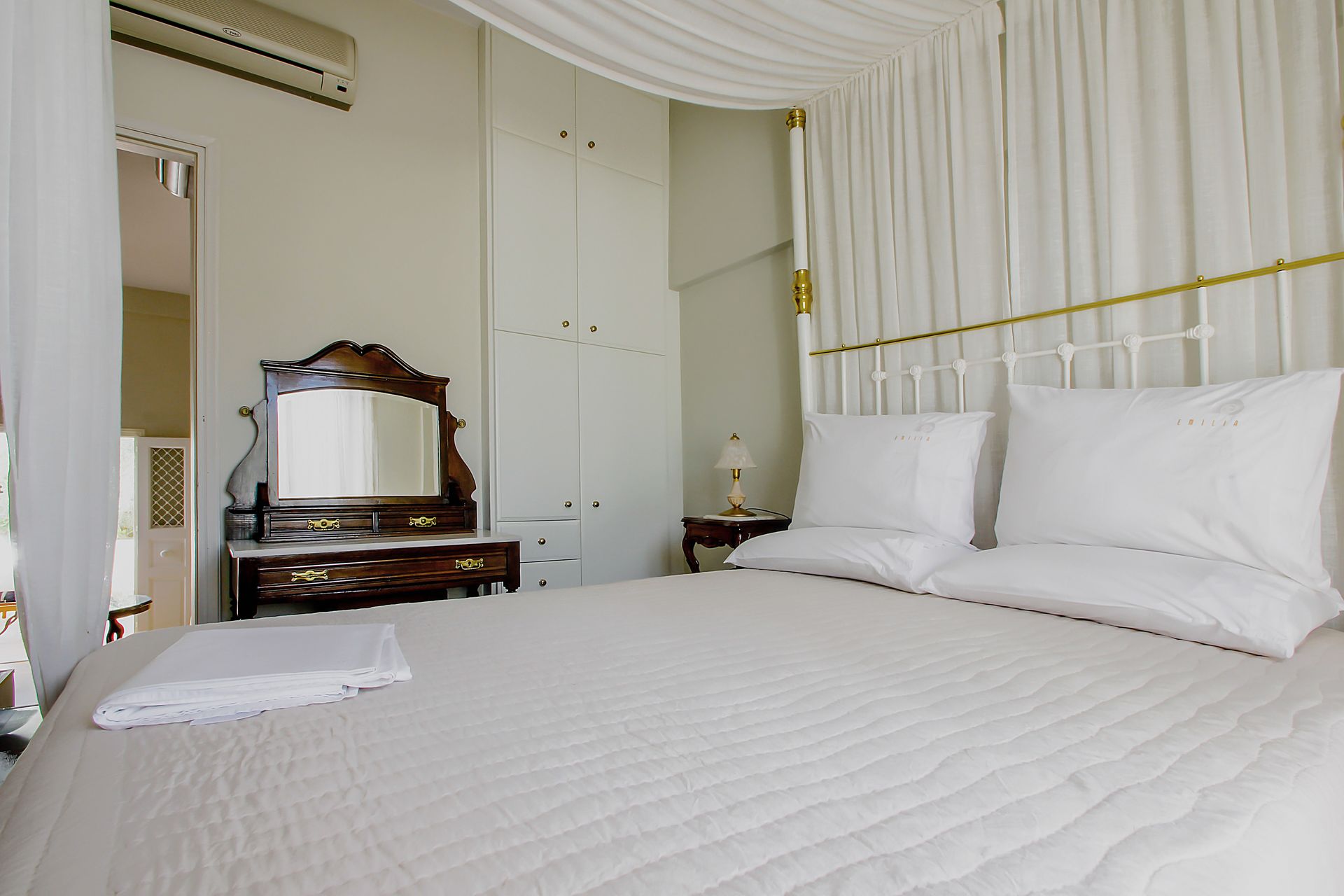 Suite (Two Rooms Apartment) First Floor