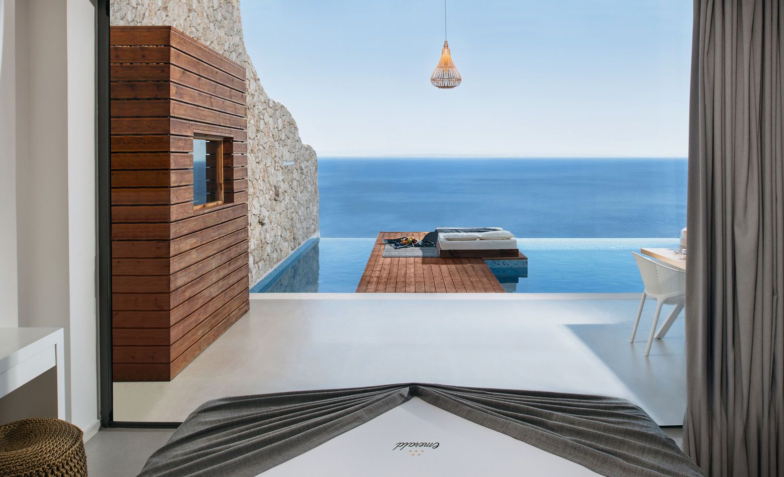 Emerald Cave Suites 2-3 persons