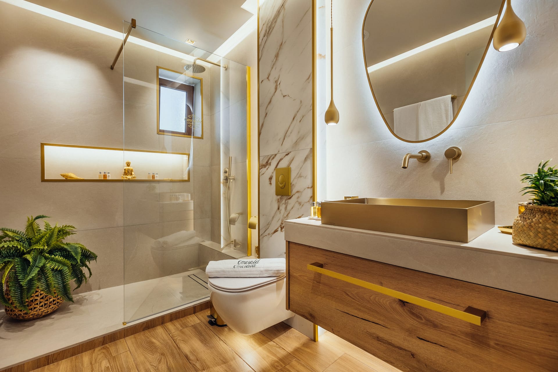 Emerald Villa Deluxe 2-8 persons