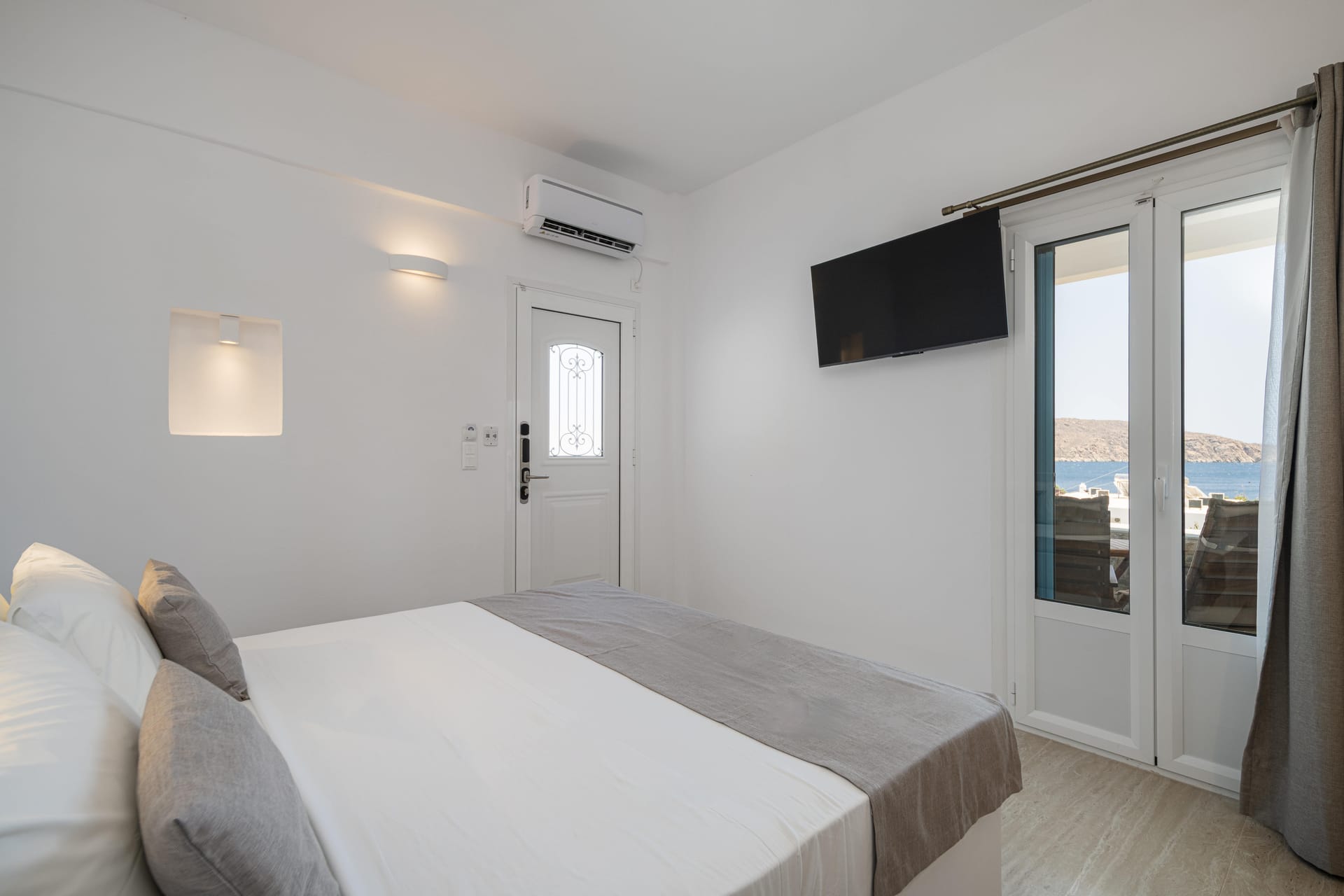Cozy Double Room