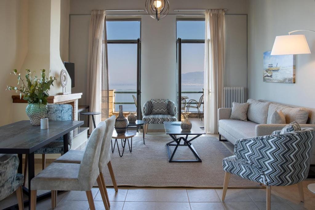 Platinum Villa with Guest Room and Private Pool