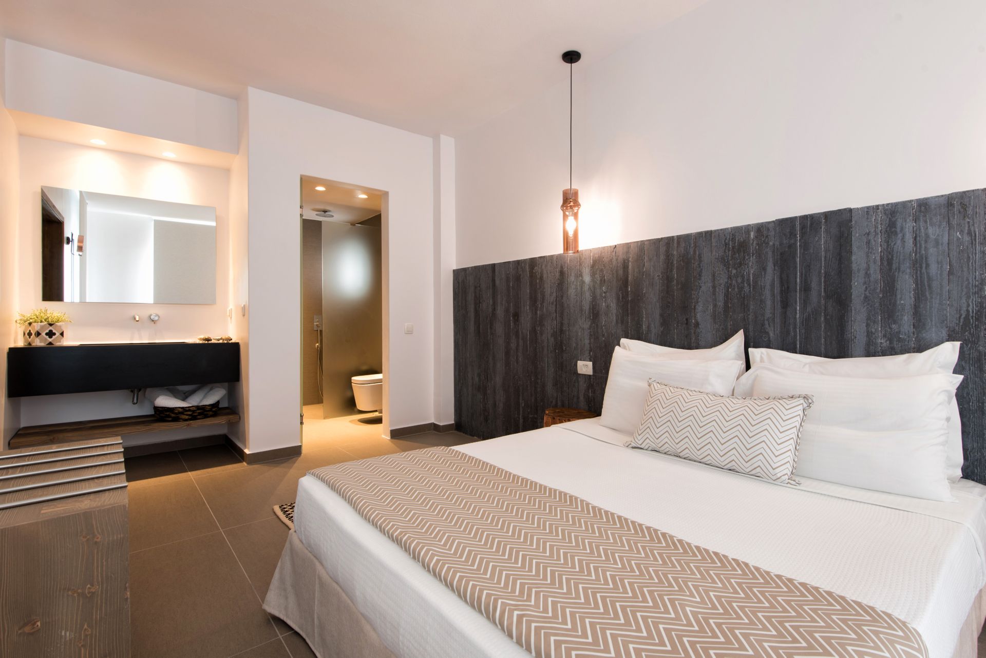 Premium Suite