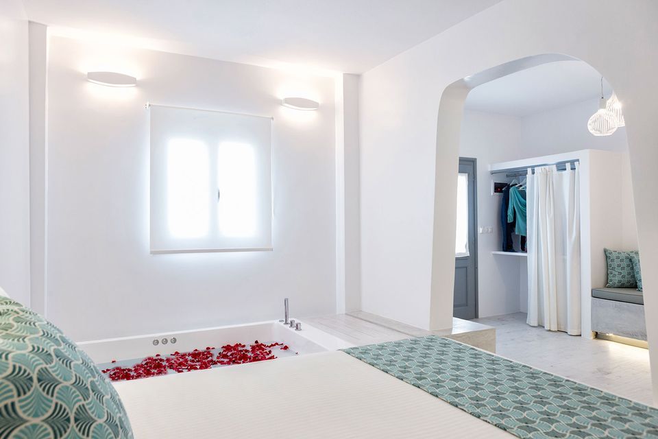 Acqua Suite with Hot Tub