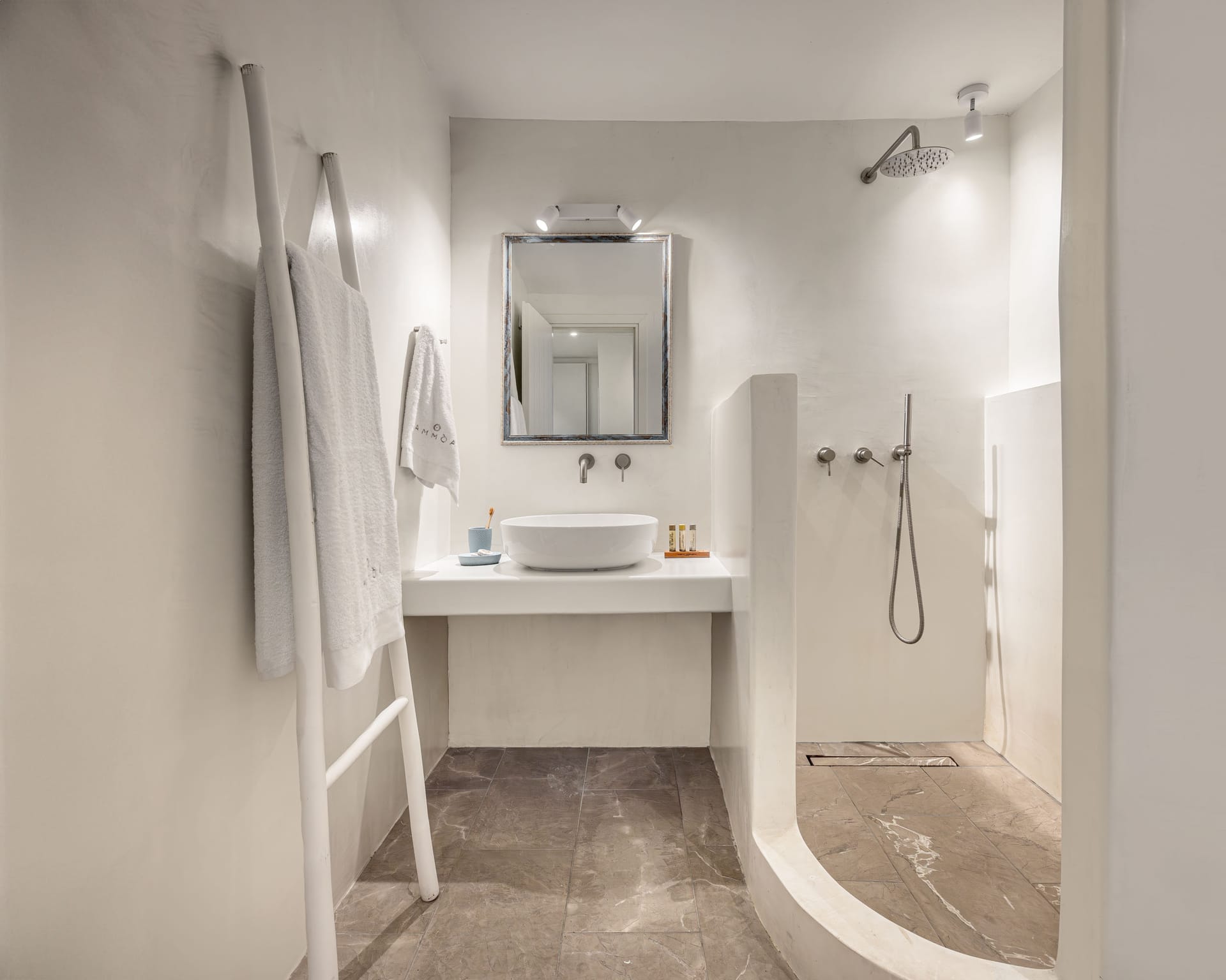 One Bedroom Beachfront Maisonette - Ammoa Beach Residences