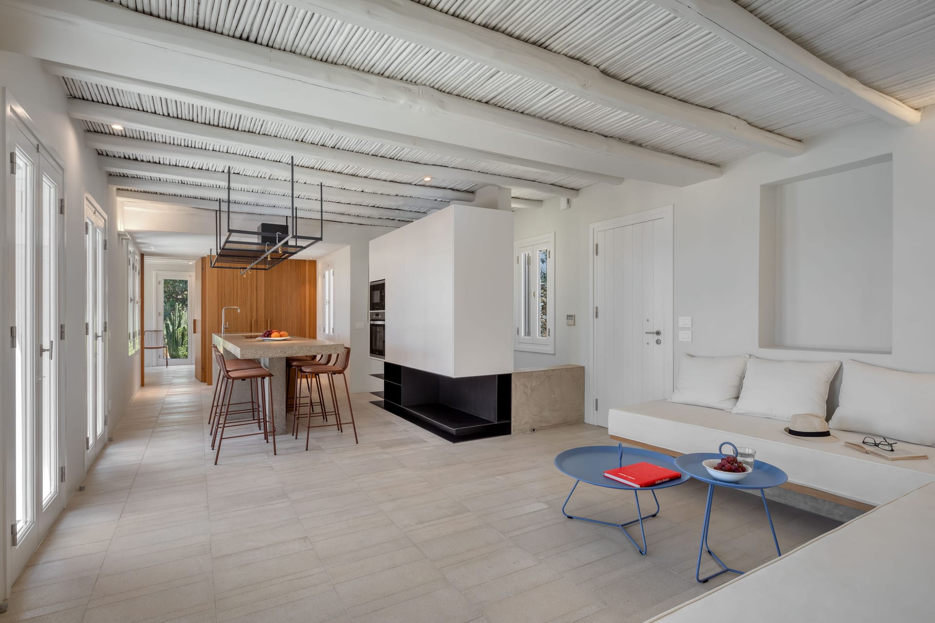 Beachfront 4 Bedroom Villa with Hammam - Ammoa Beach Residences