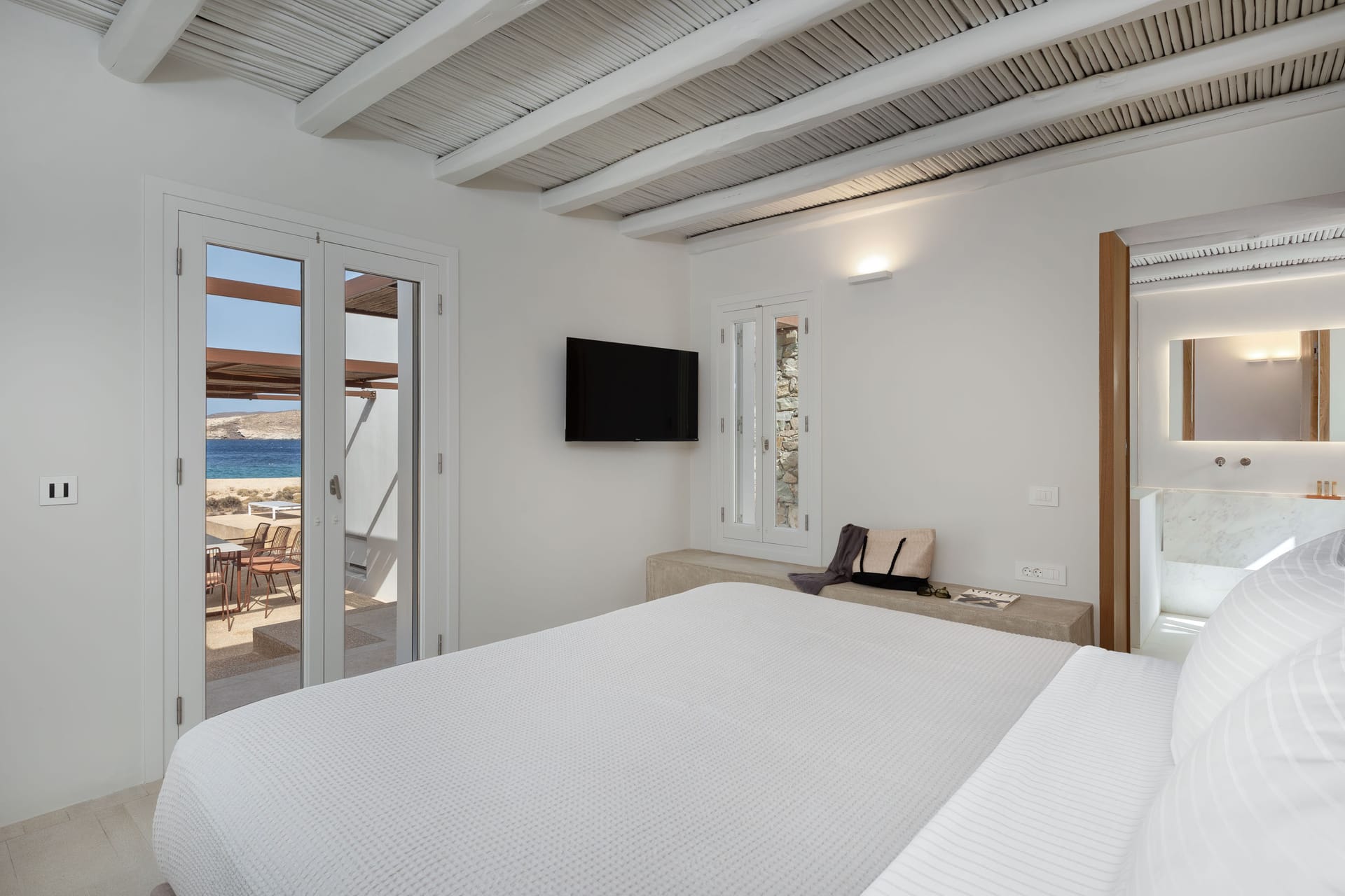 Beachfront 4 Bedroom Villa with Mini Gym & Hammam - Ammoa Beach Residences