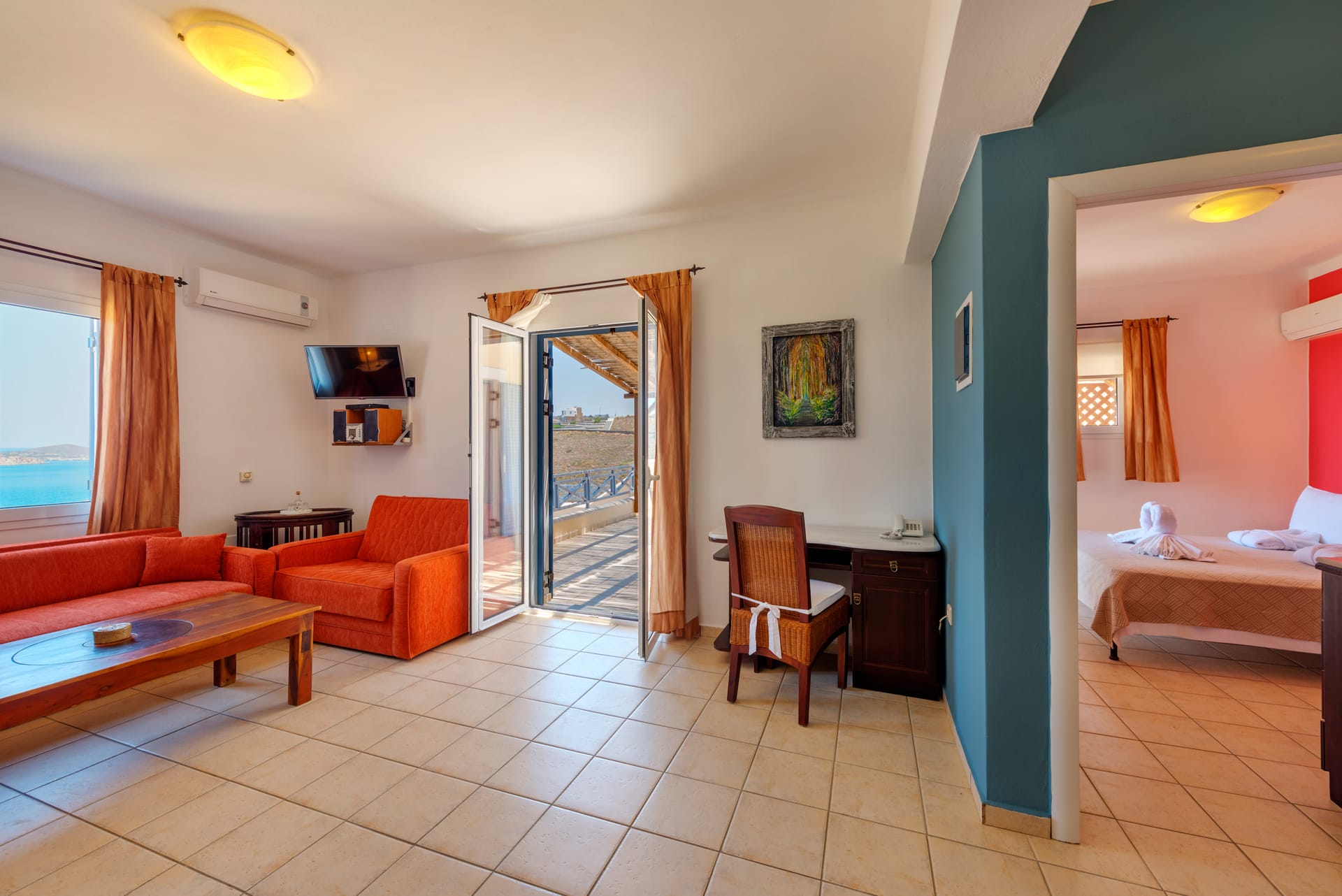 Two Bedroom Family Suite Sea View