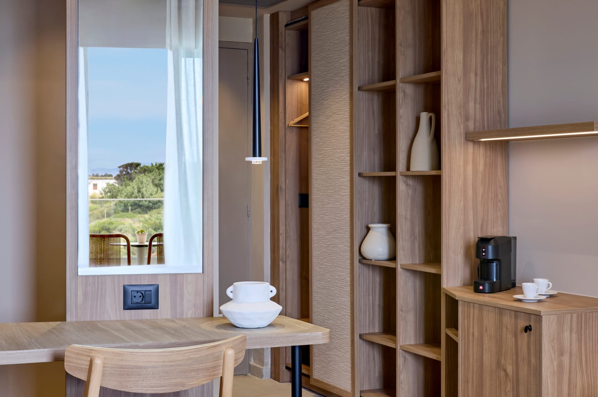 Deluxe Room Side Sea View