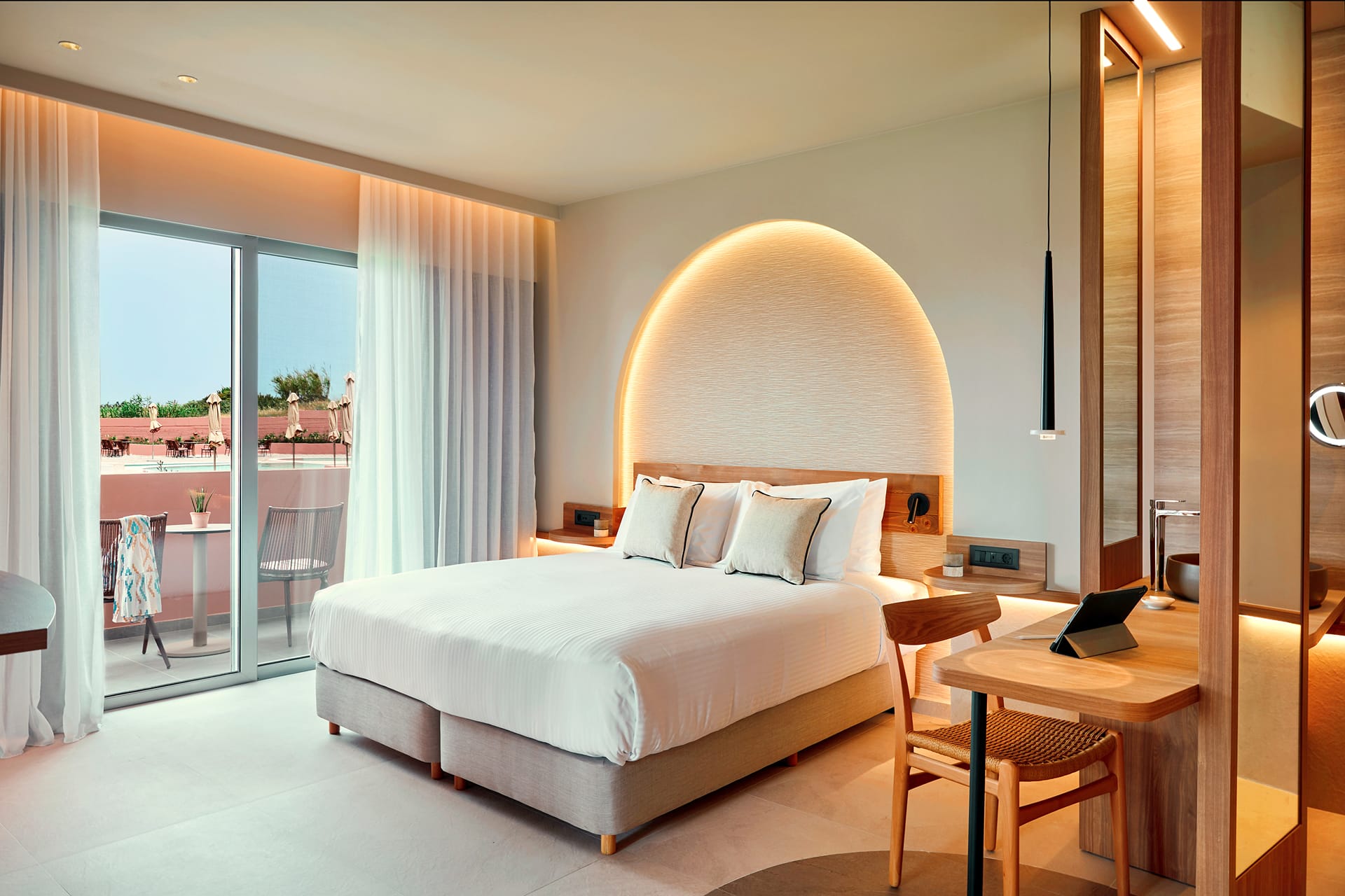 Deluxe Family Suite Sea View