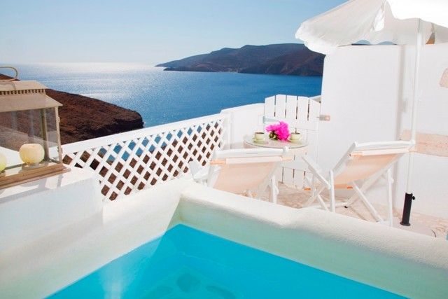 Junior Suite with Outdoor Jacuzzi Imerovigli