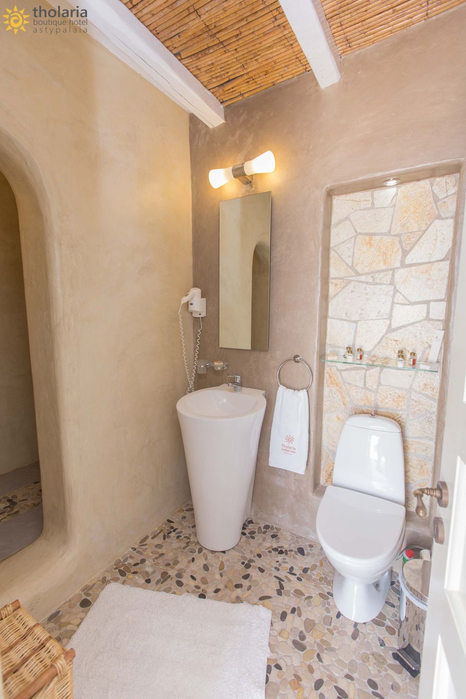 Junior Suite with Outdoor Jacuzzi Imerovigli