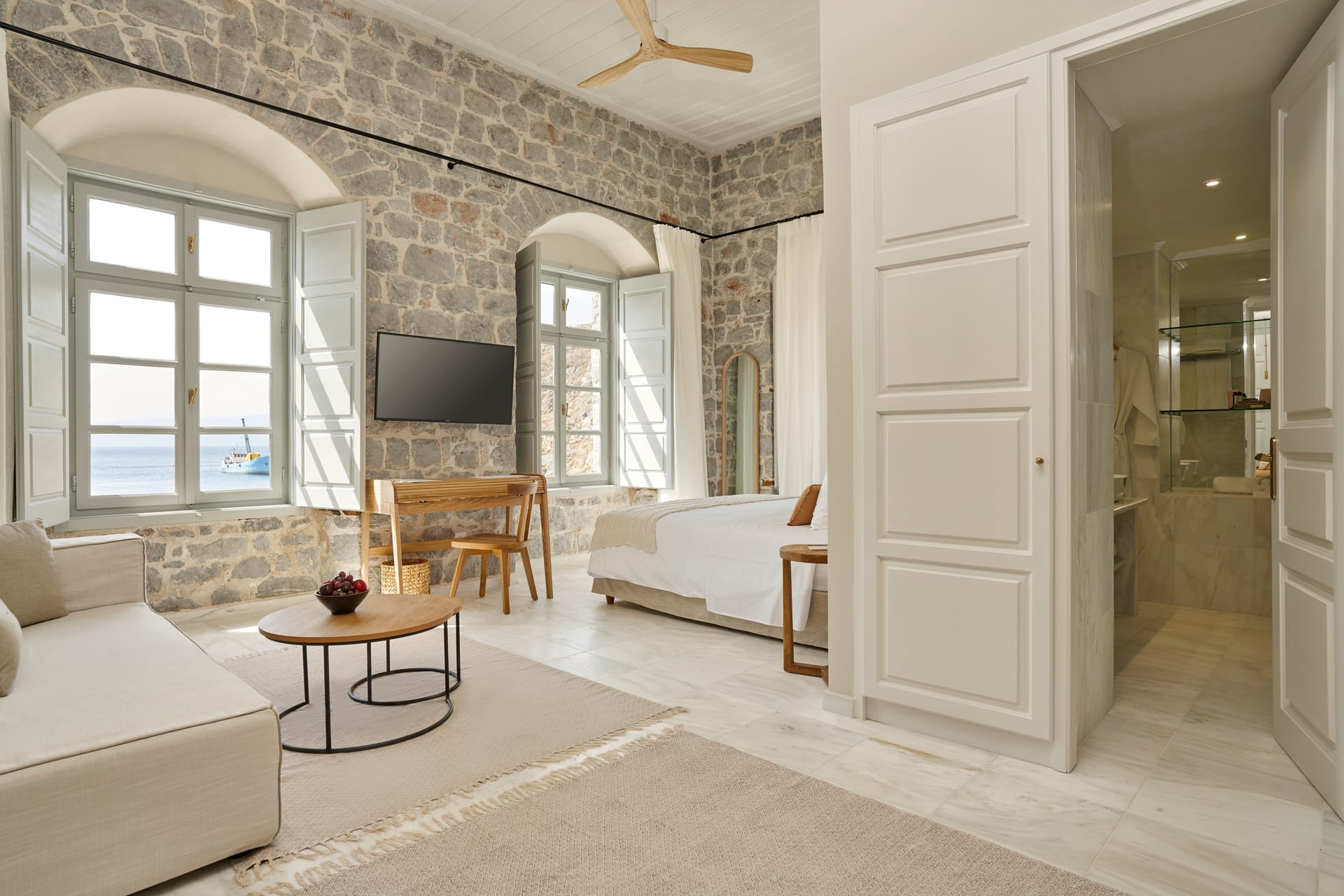 Tower Suite with Private Terrace &amp; Hot Tub