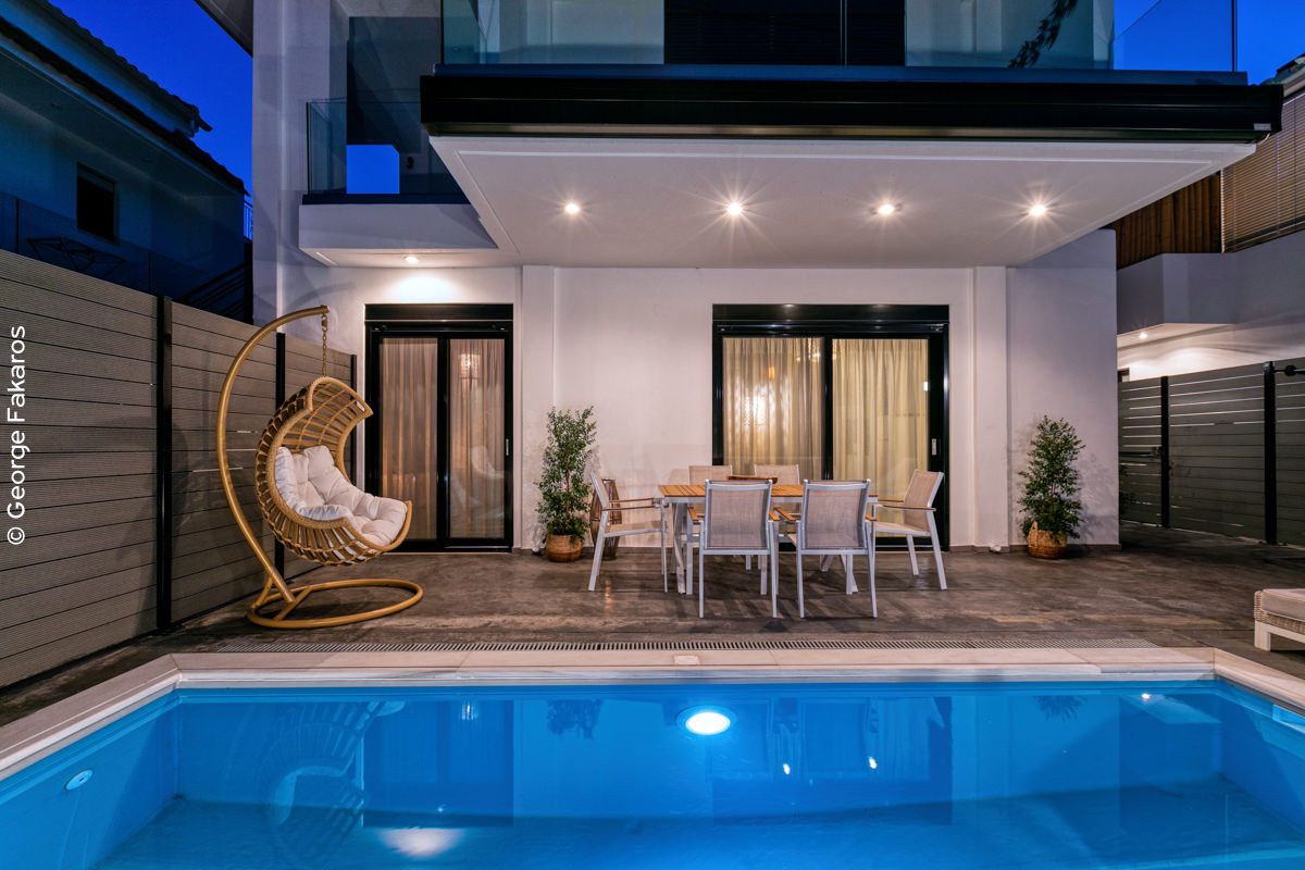 Elegant Apartment with Private Pool