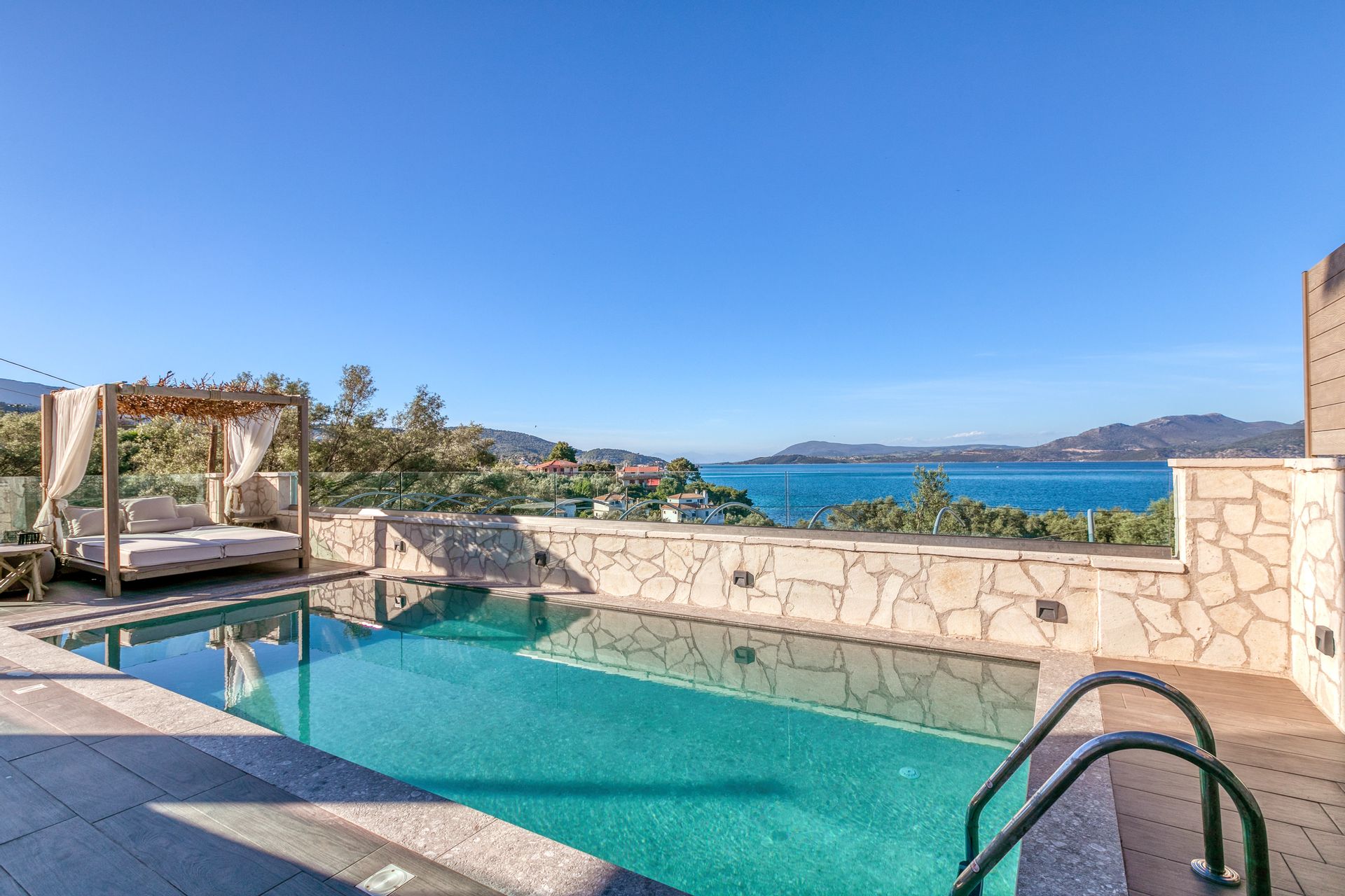 Agnes Villa with Private Pool