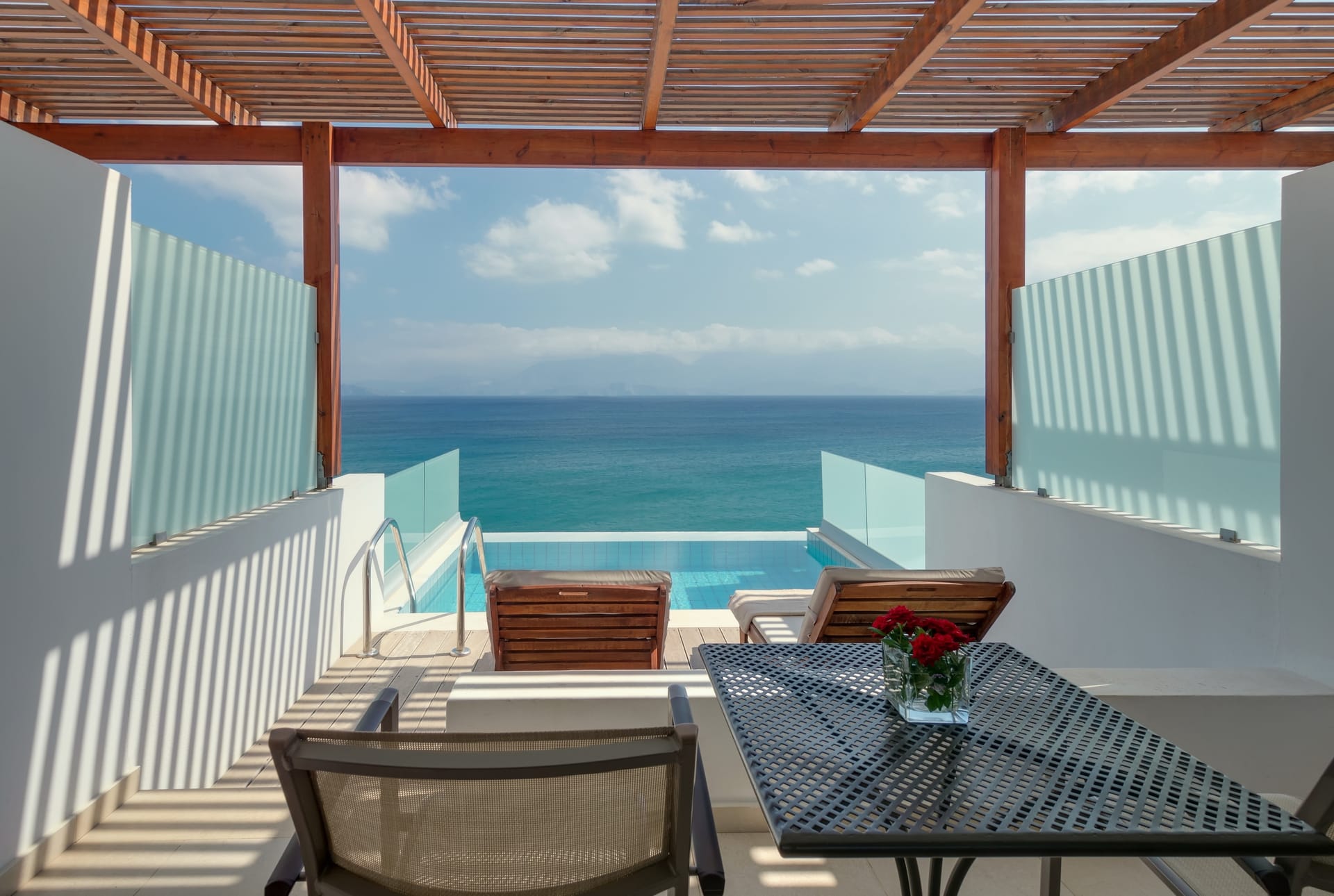 Frontal Deluxe Room with Sea View &amp; Private Pool