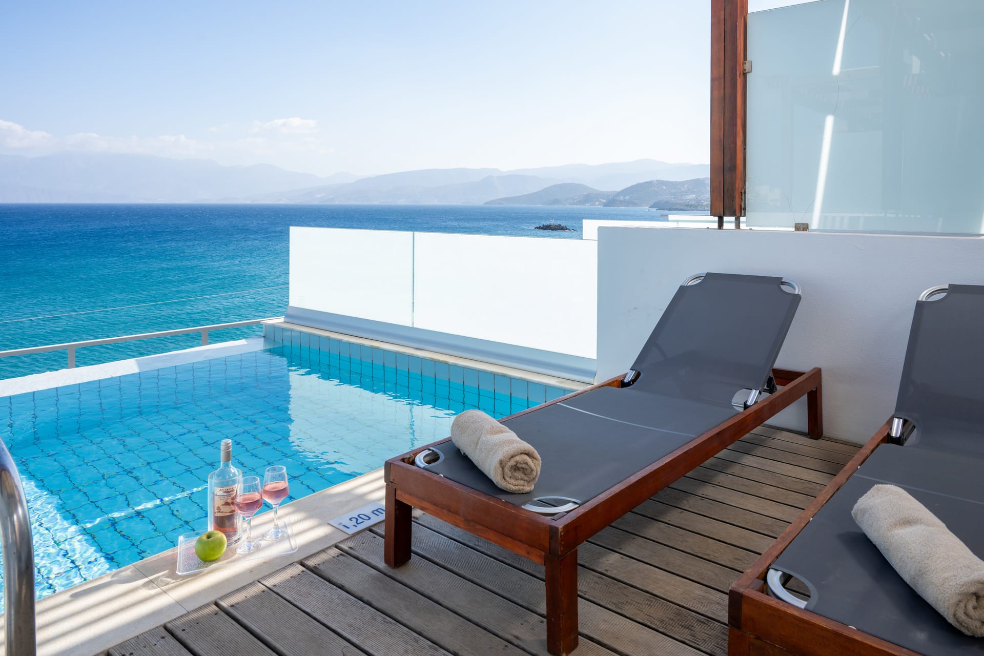 Frontal Deluxe Room with Sea View &amp; Private Pool