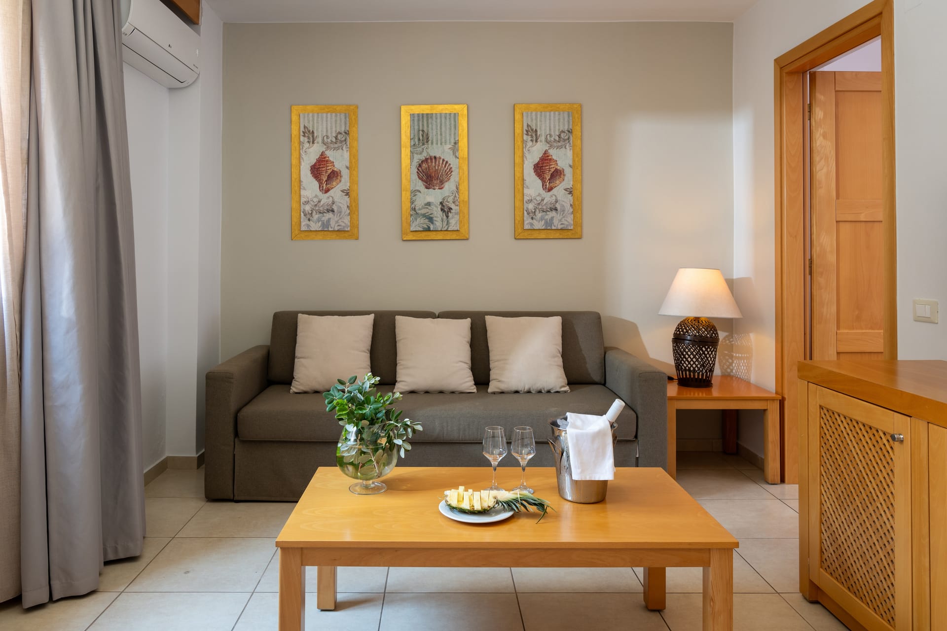 Suite Two Bedroom with Sea View &amp; Private Pool