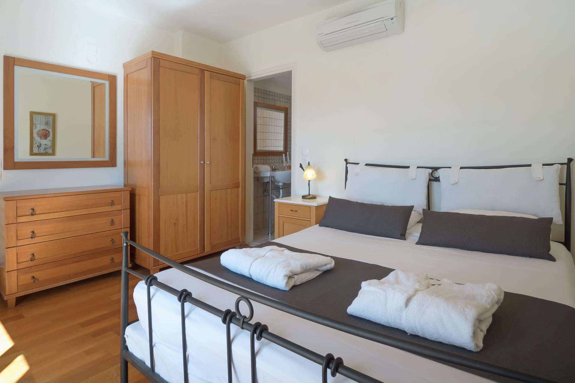 4 Bedroom Villa with Private Pool
