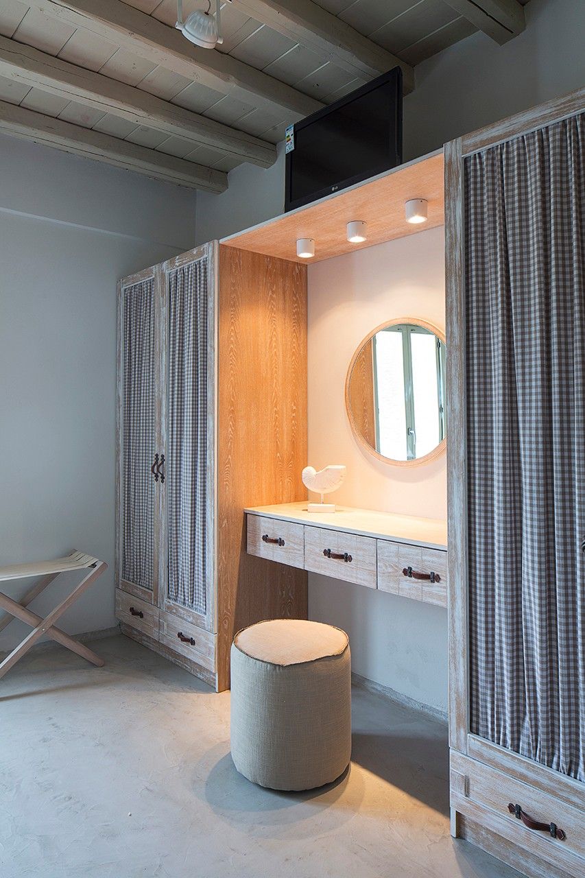 Villa Bianca with Outdoor Jacuzzi