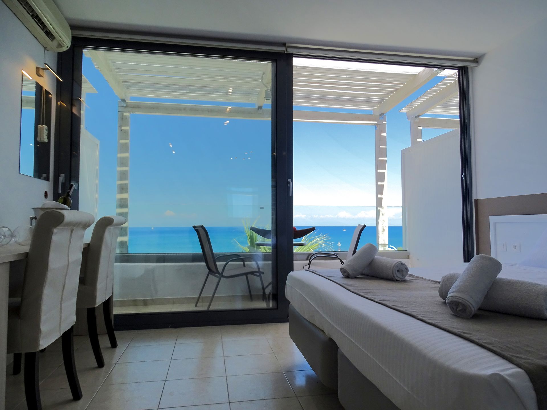 Luxury Double Room With Sea View