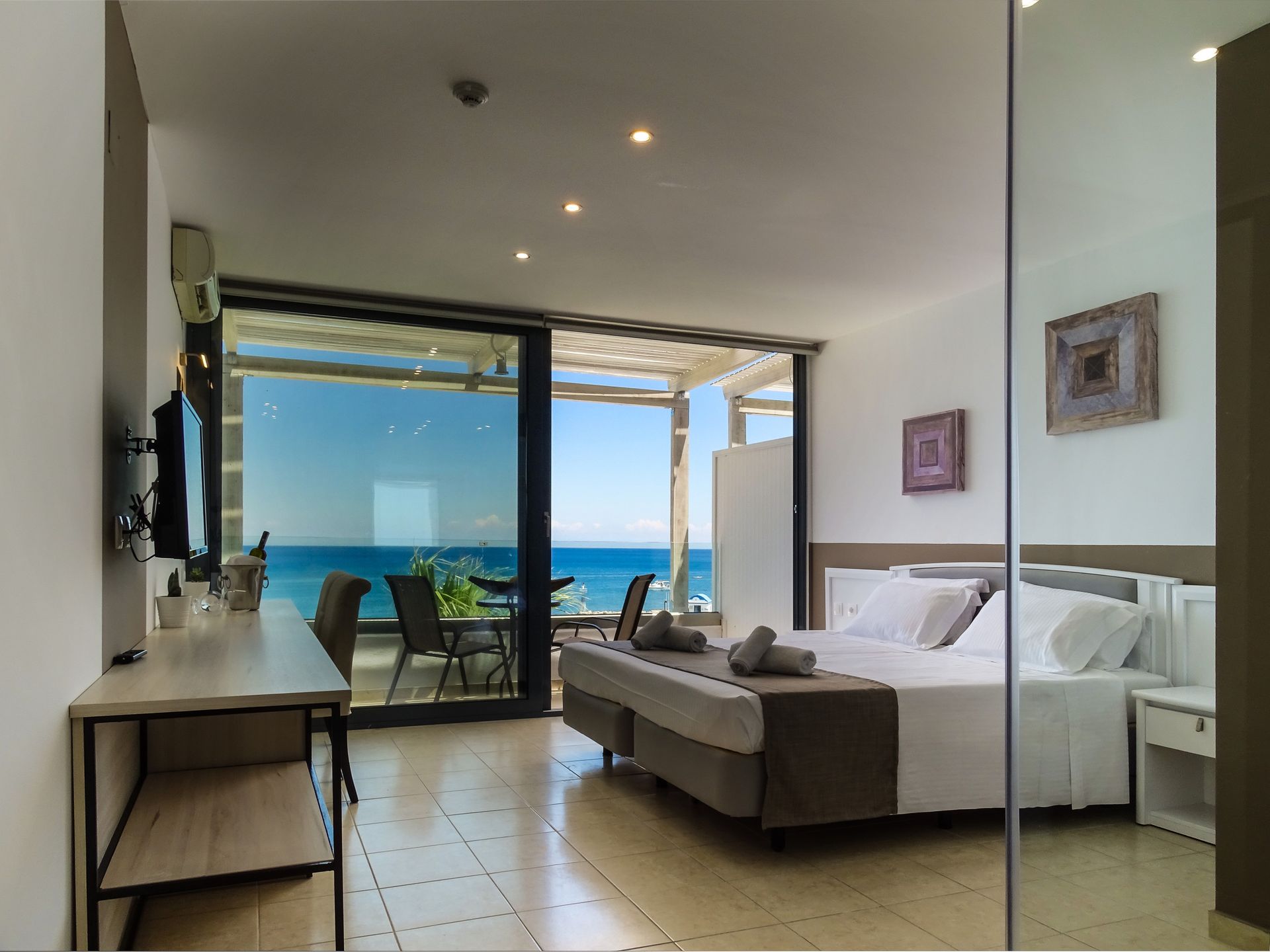 Luxury Double Room With Sea View