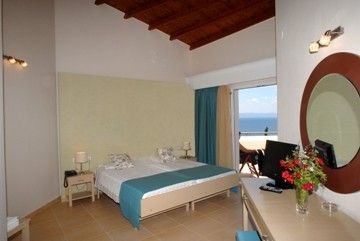 Standard Twin Sea View