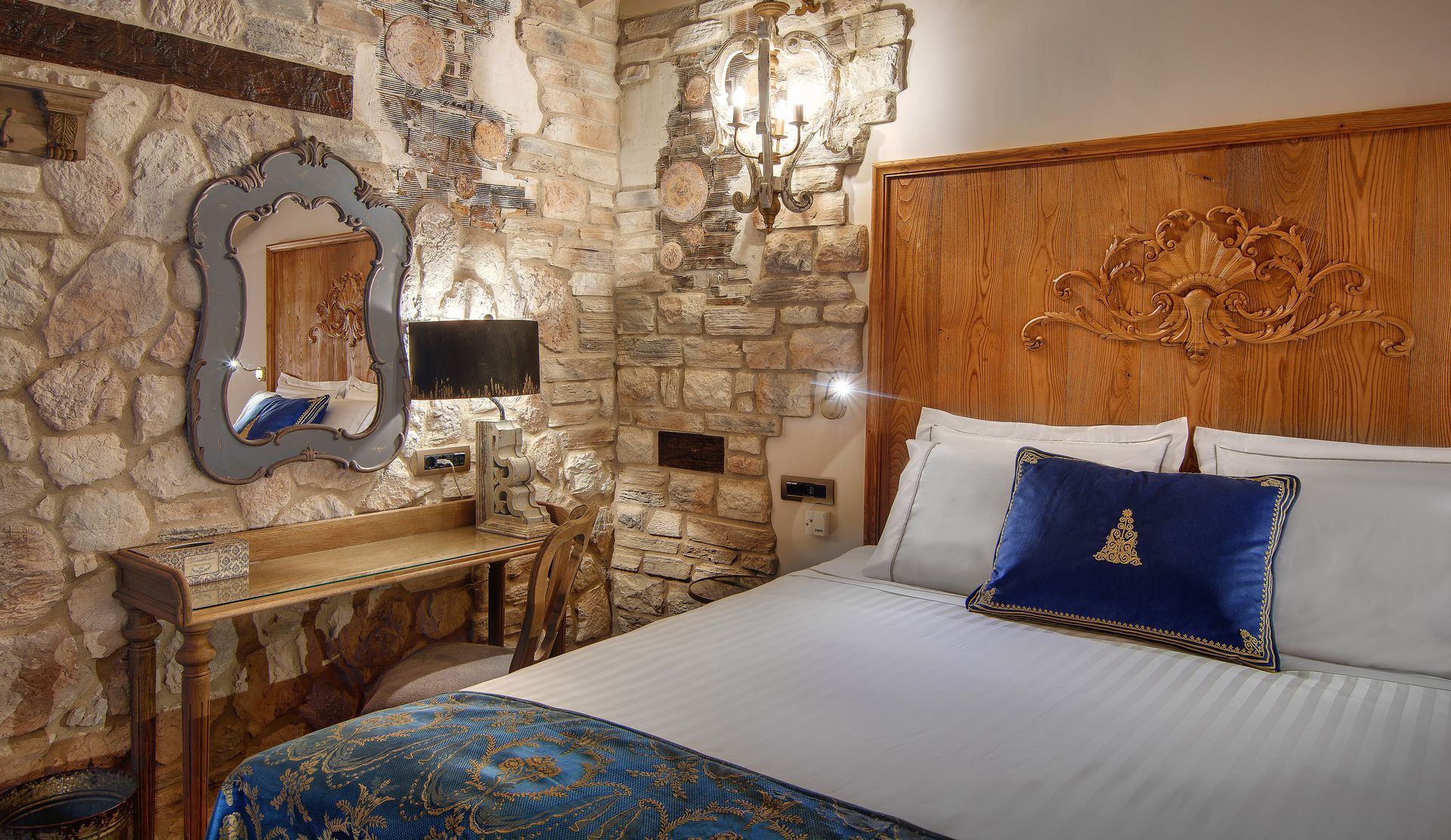 Deluxe Queen Room | Τοσίτσειο