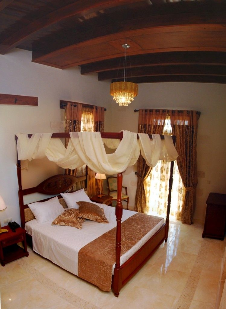 Junior Suite with Balcony