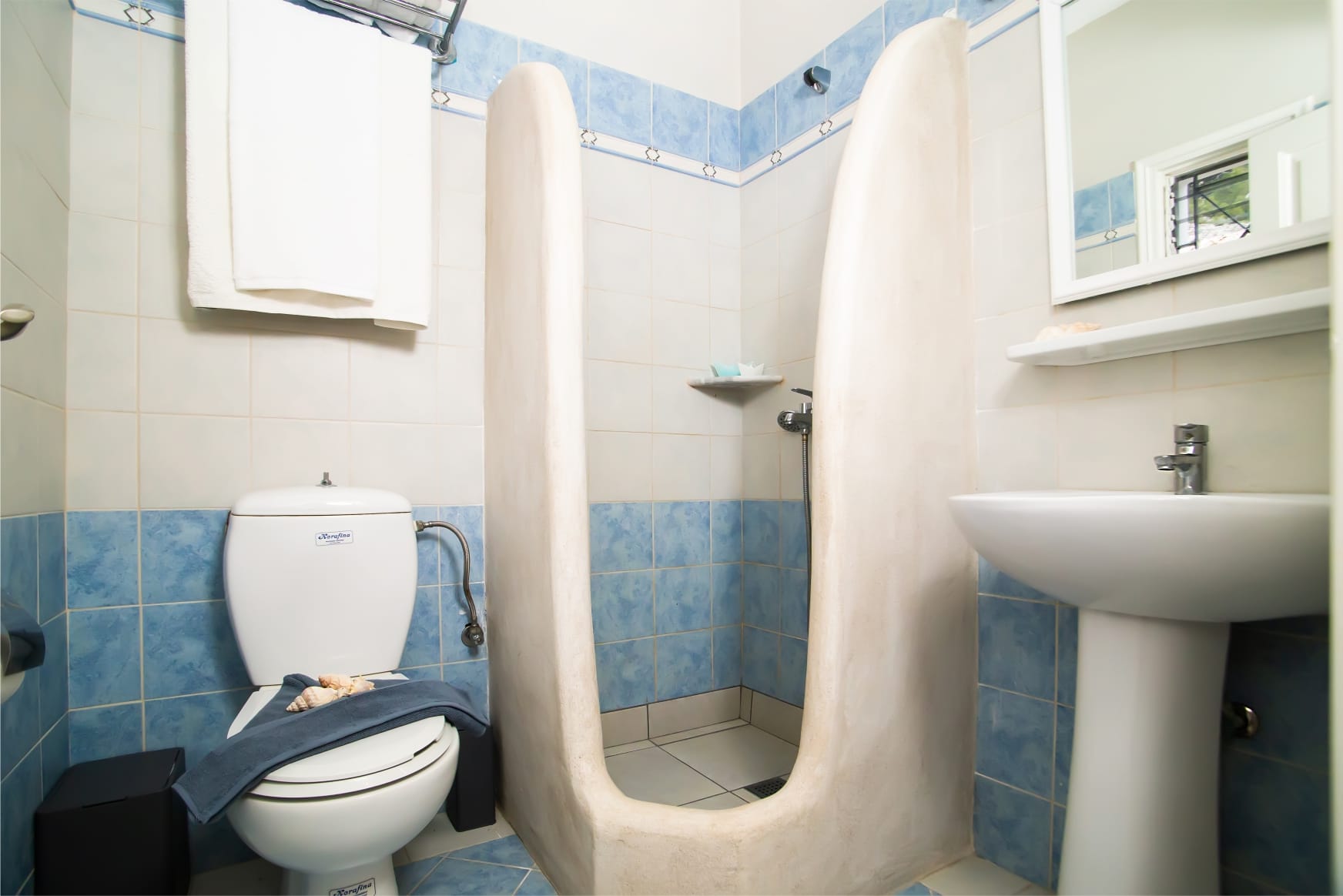 Studio with Sea View (2 Adults)