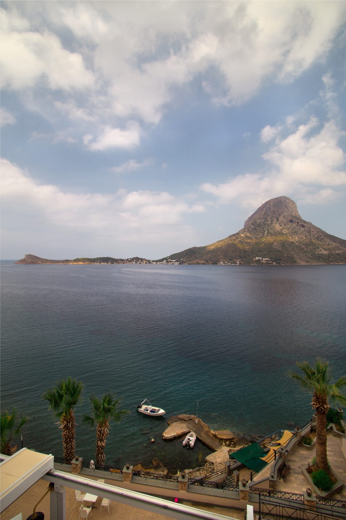 Studio with Sea View (3 Adults)