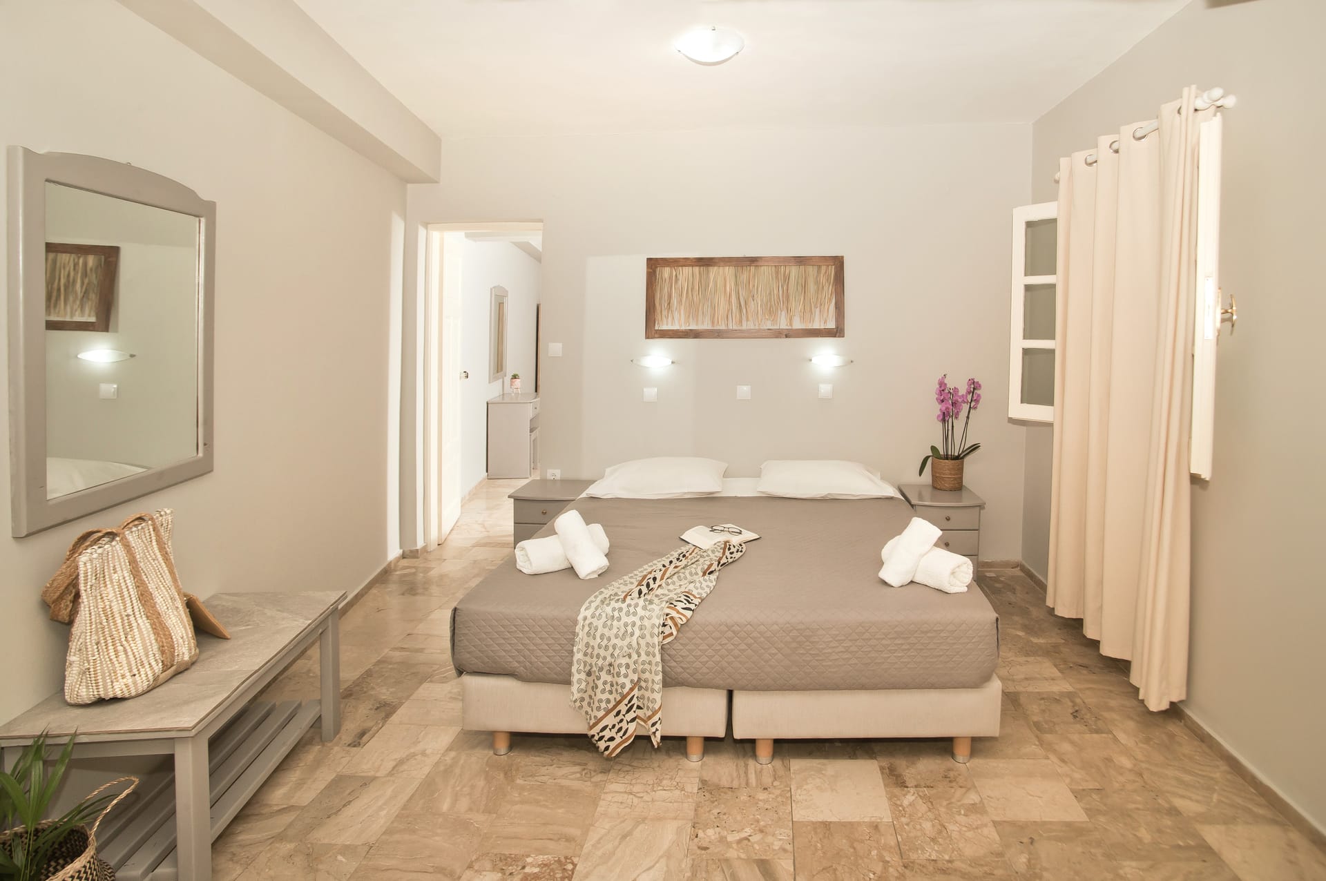 Family Studio no view - Interior Room