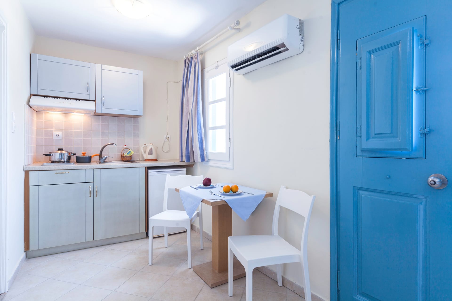 Studio with Sea View (4 Adults)