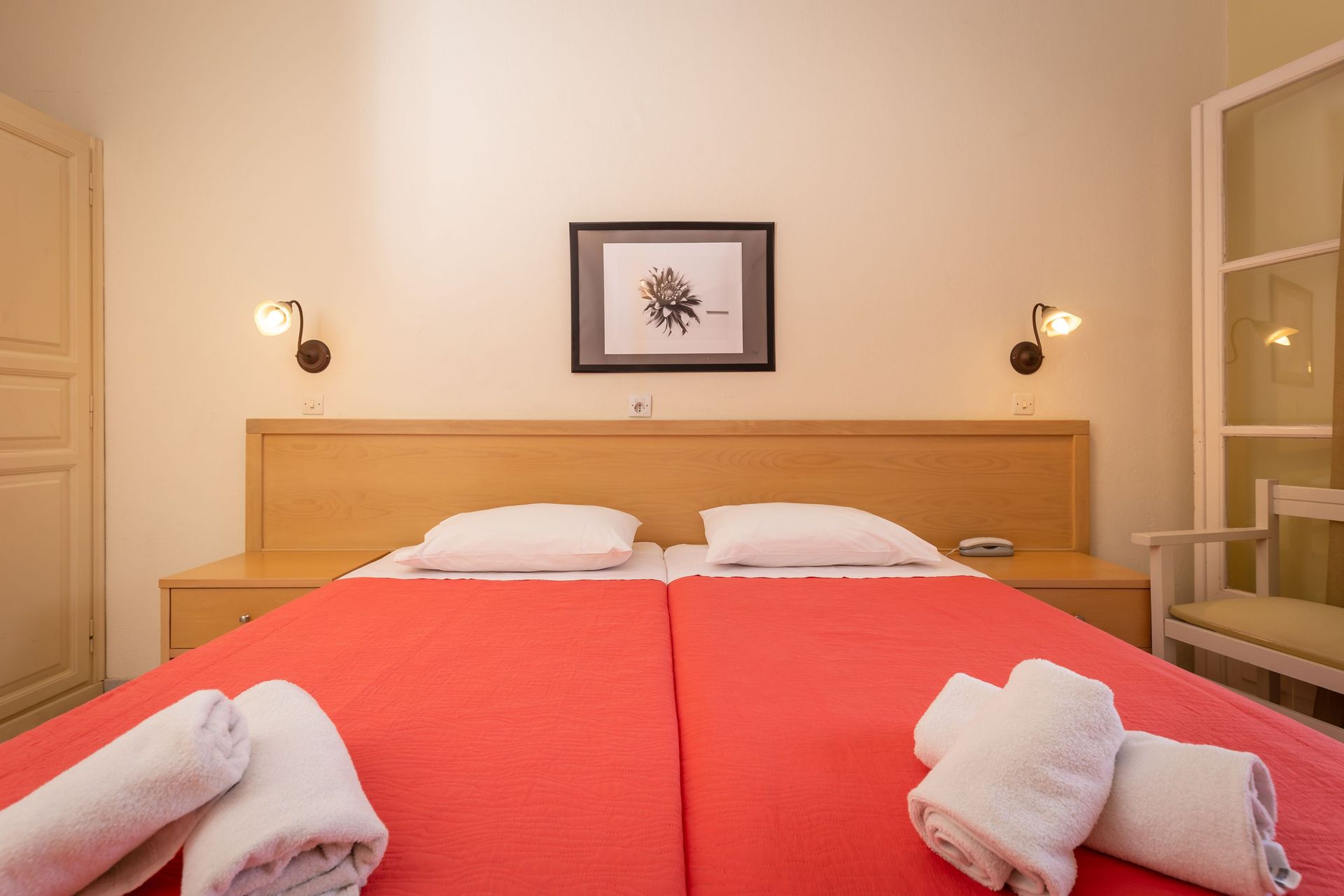 Double Room for Single