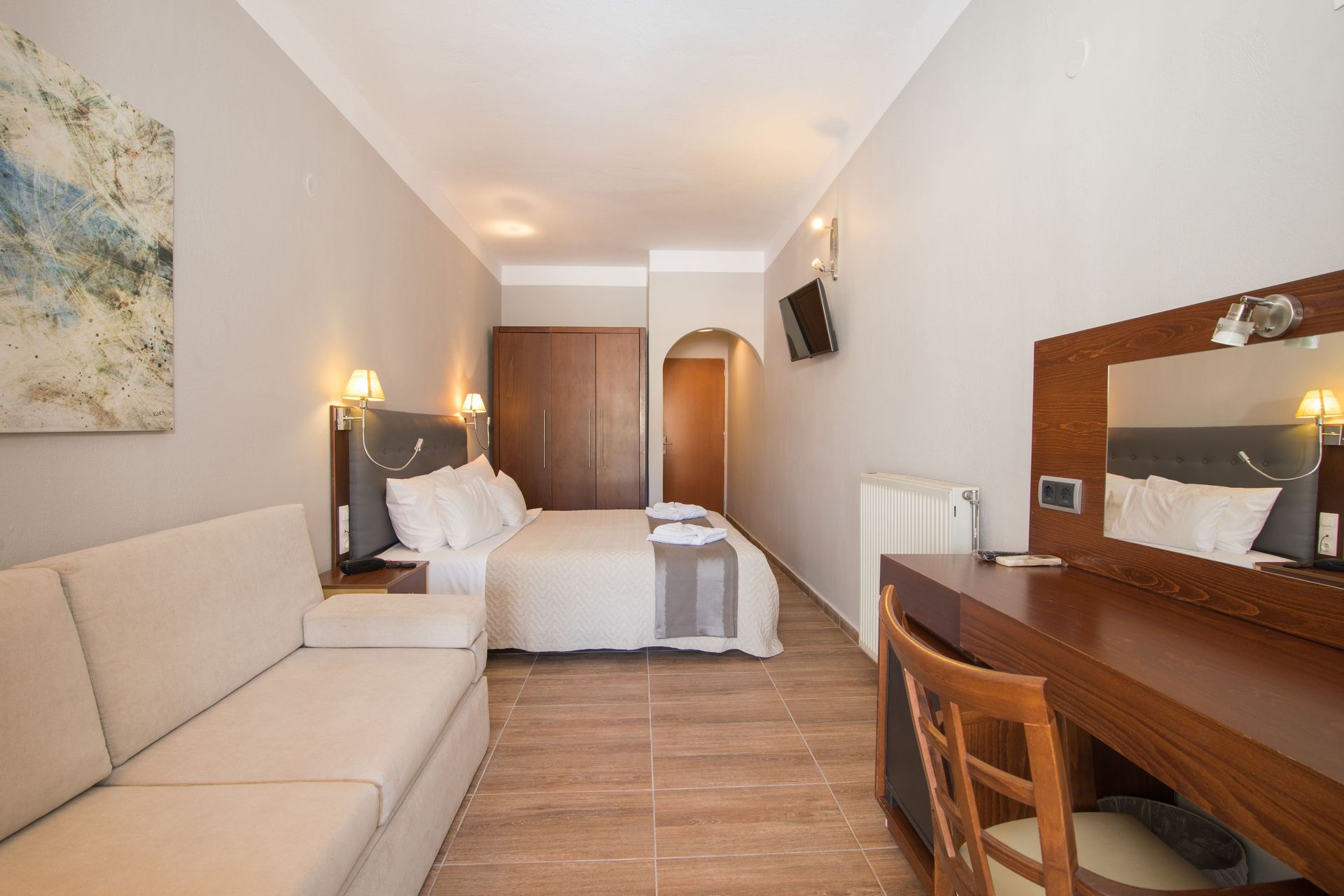 Junior Suite Pool View